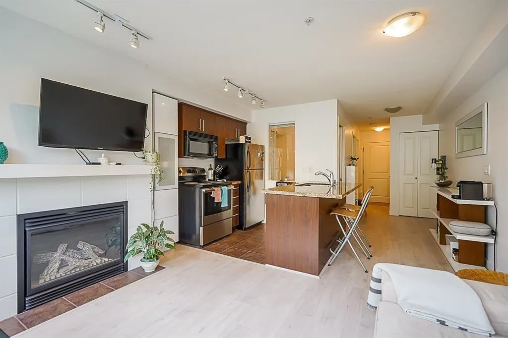 3240 St Johns Street #308