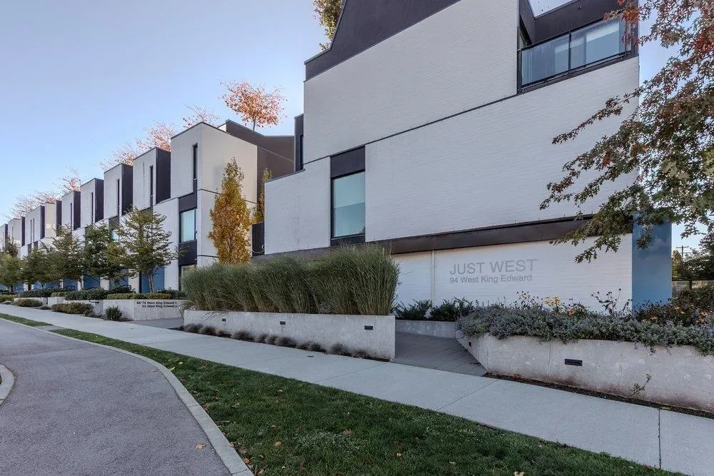 94 W King Edward Avenue #24