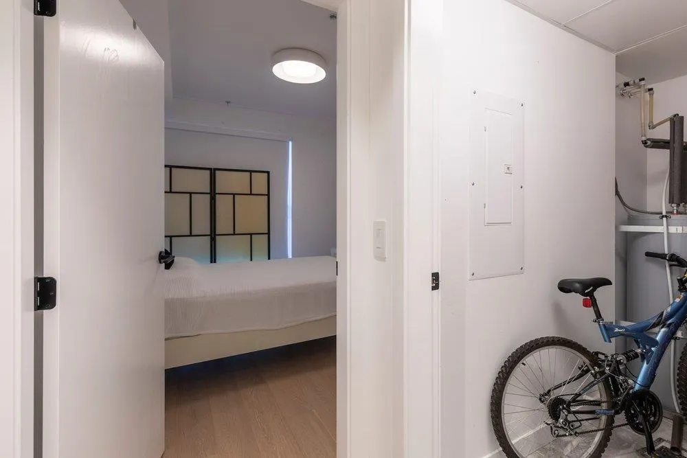 94 W King Edward Avenue #24