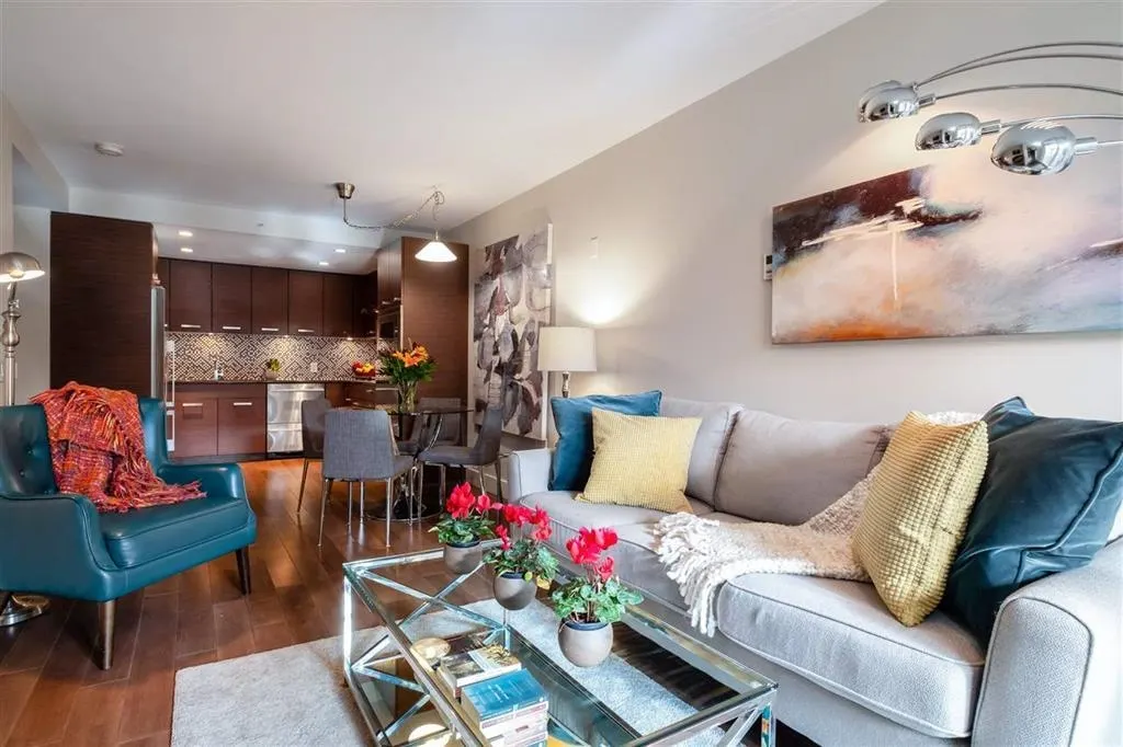 210 W 13th Street #201