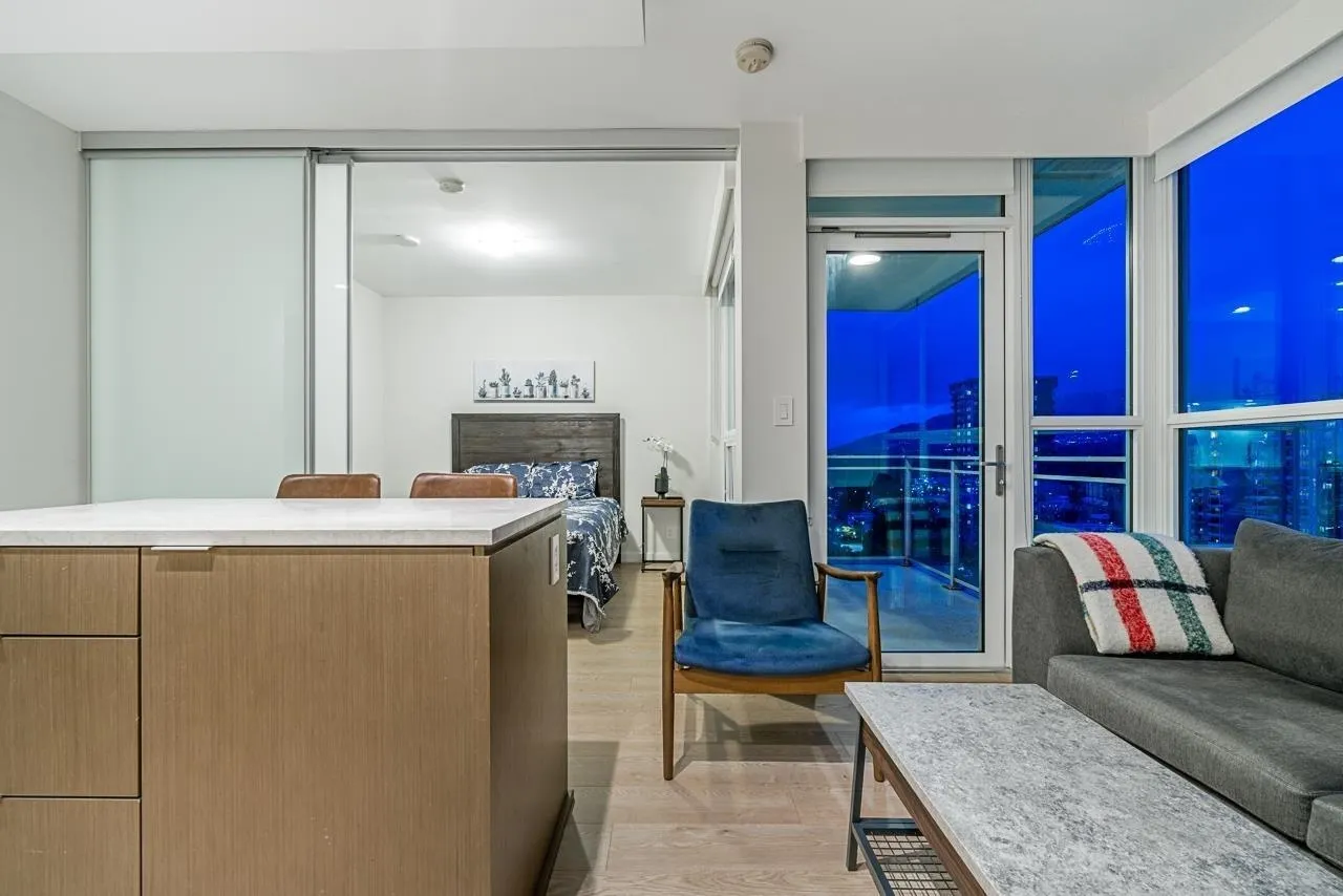 112 E 13th Street #1008