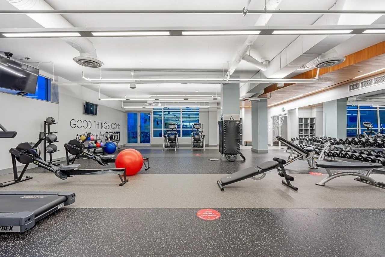 112 E 13th Street #1008