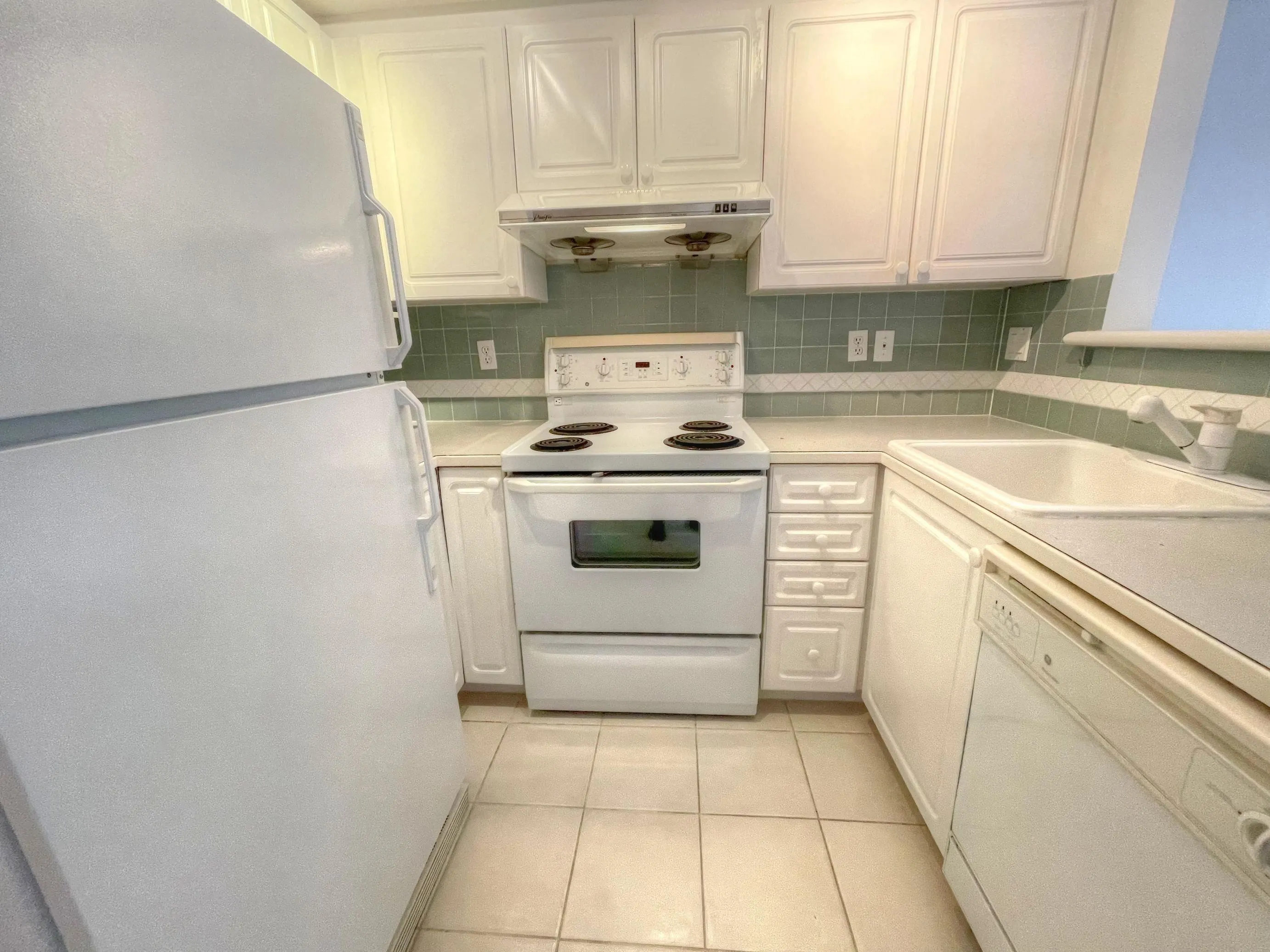 2545 W Broadway #306