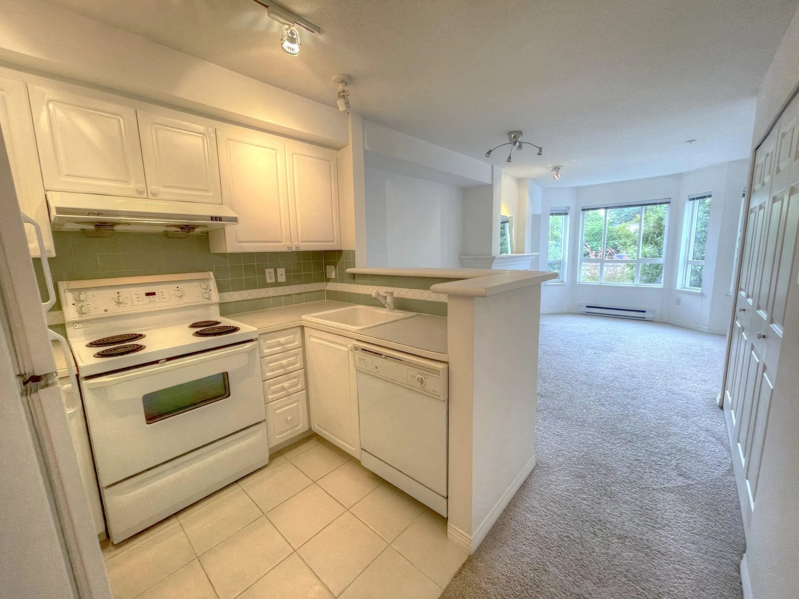 2545 W Broadway #306