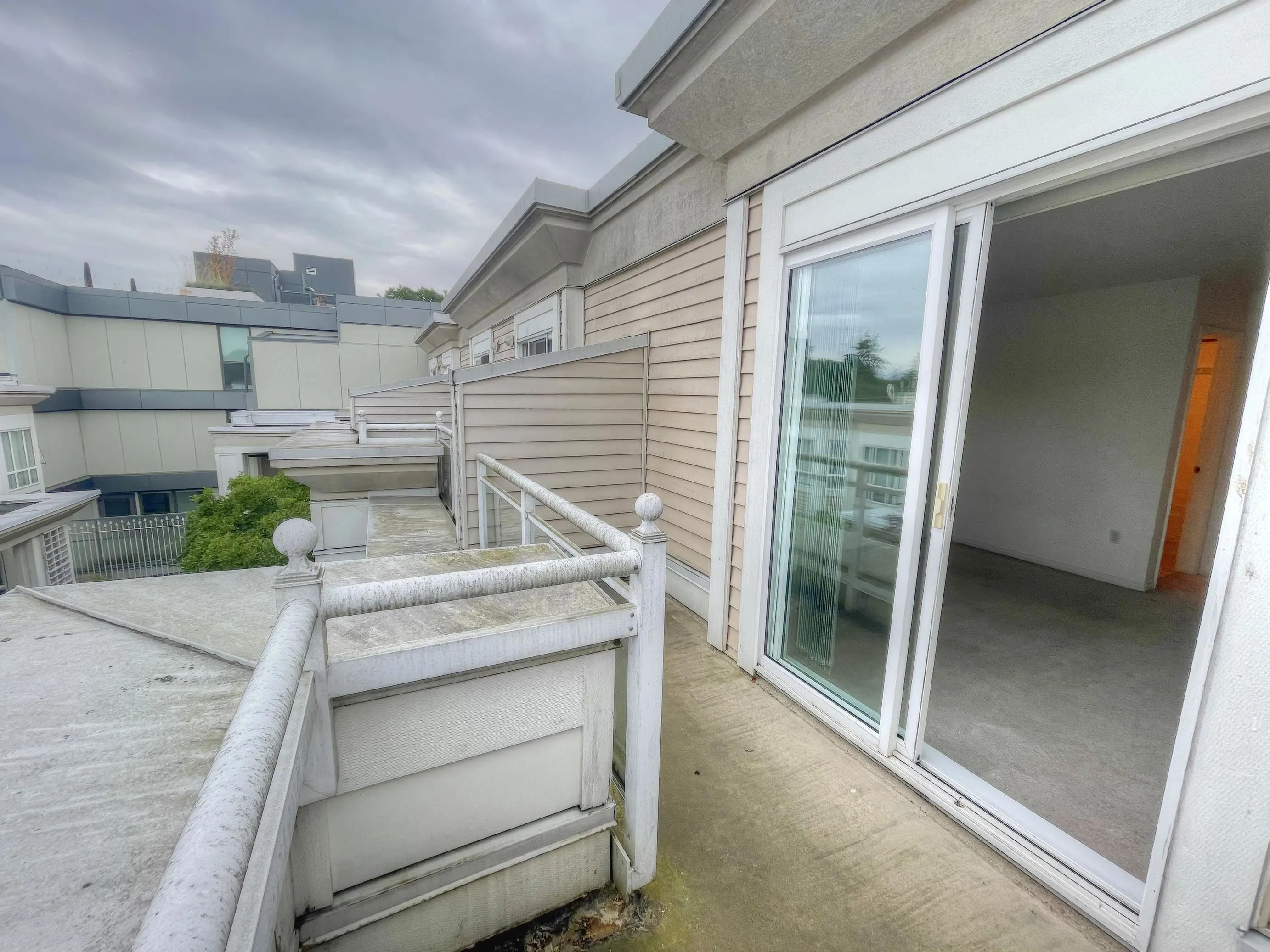 2545 W Broadway #306