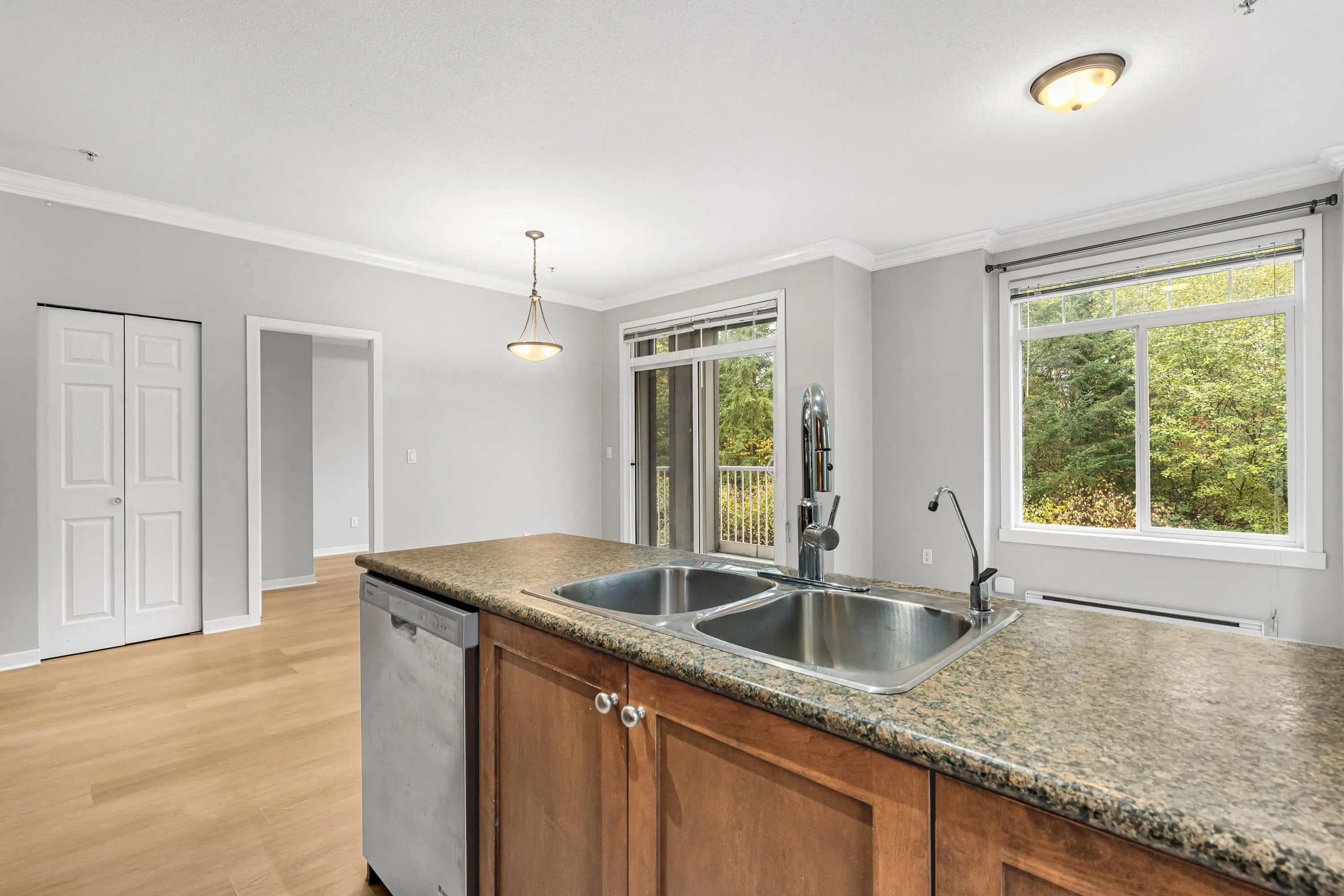 13277 108 Avenue #209