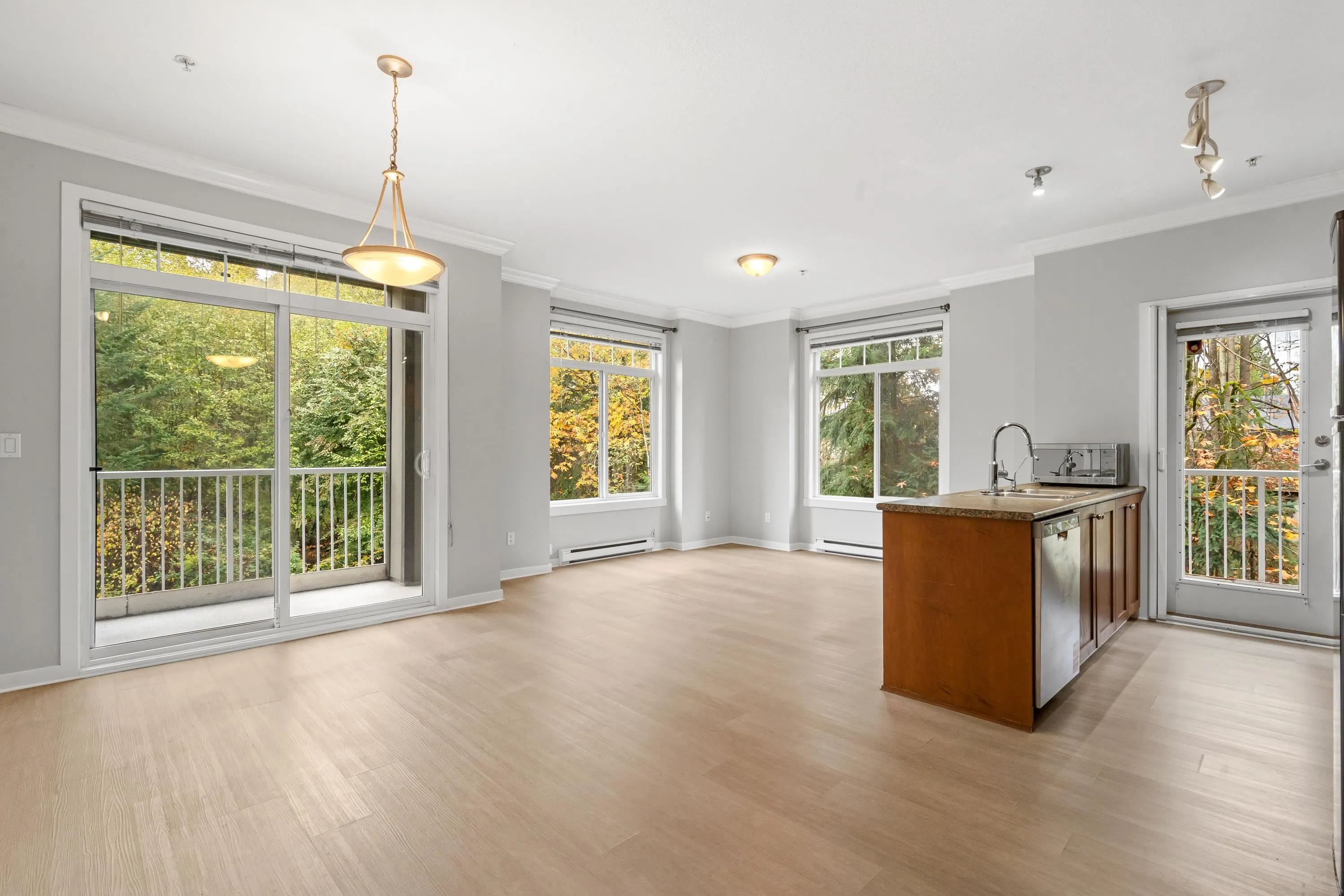 13277 108 Avenue #209