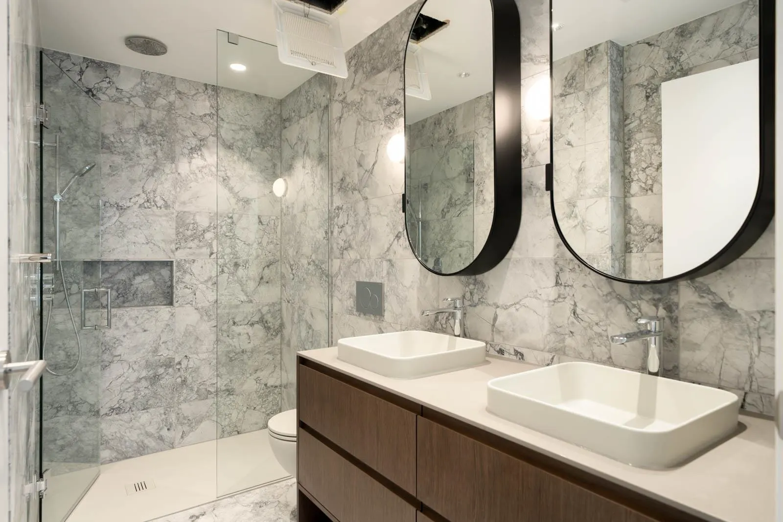 1277 Hornby Street #2807