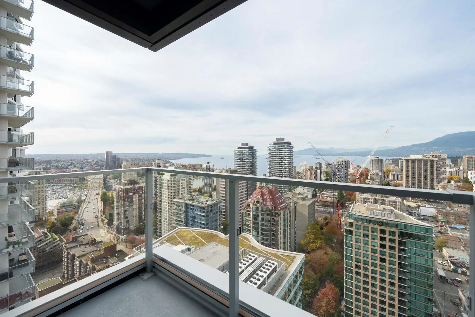 1277 Hornby Street #2807