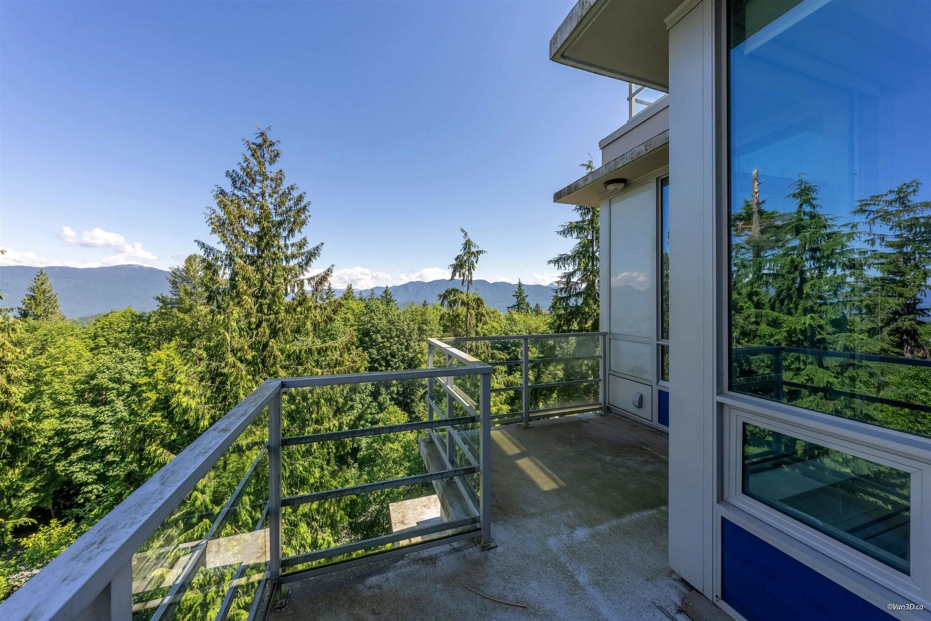 9080 University Crescent #503
