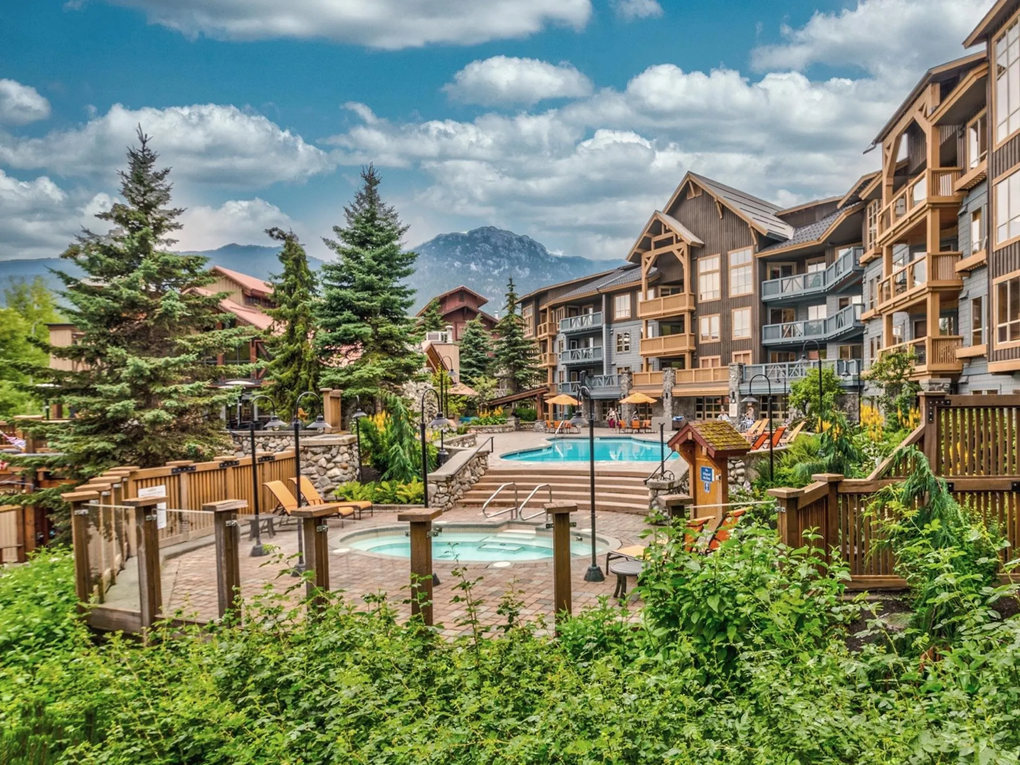 2036 London Lane #418B