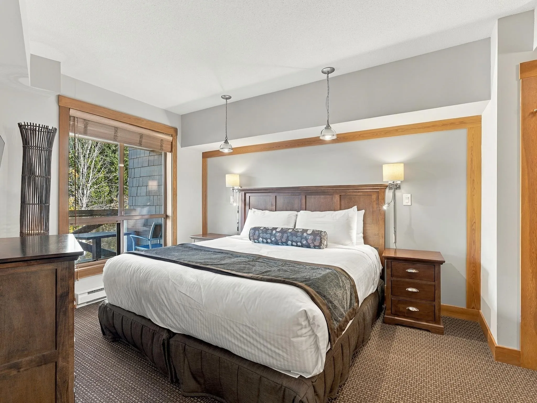 2036 London Lane #418B