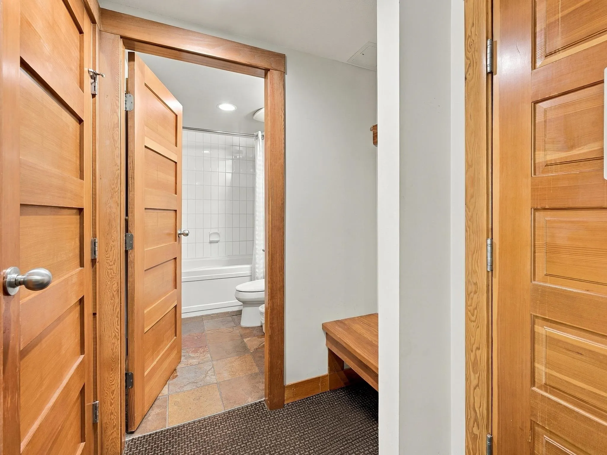 2036 London Lane #418B
