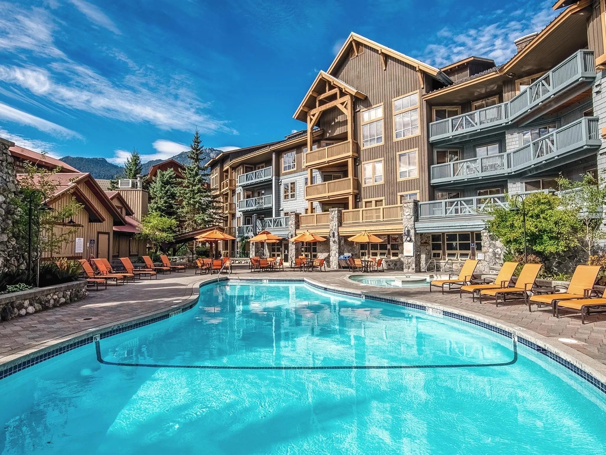 2036 London Lane #418B