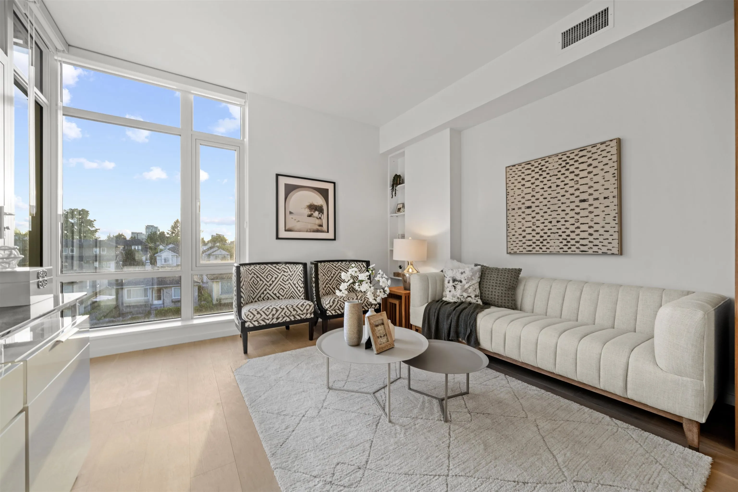 8486 Oak Street #203