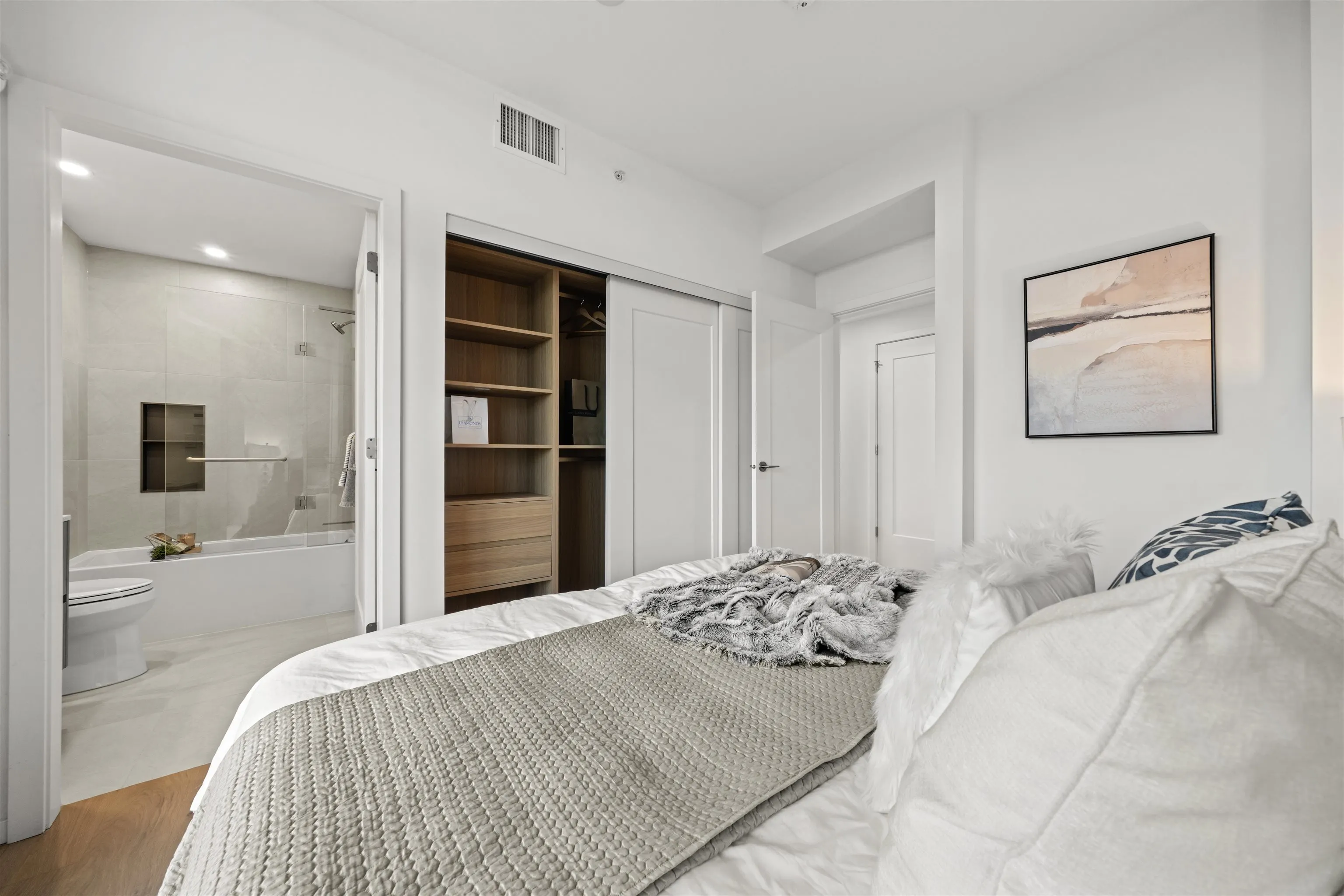 8486 Oak Street #104