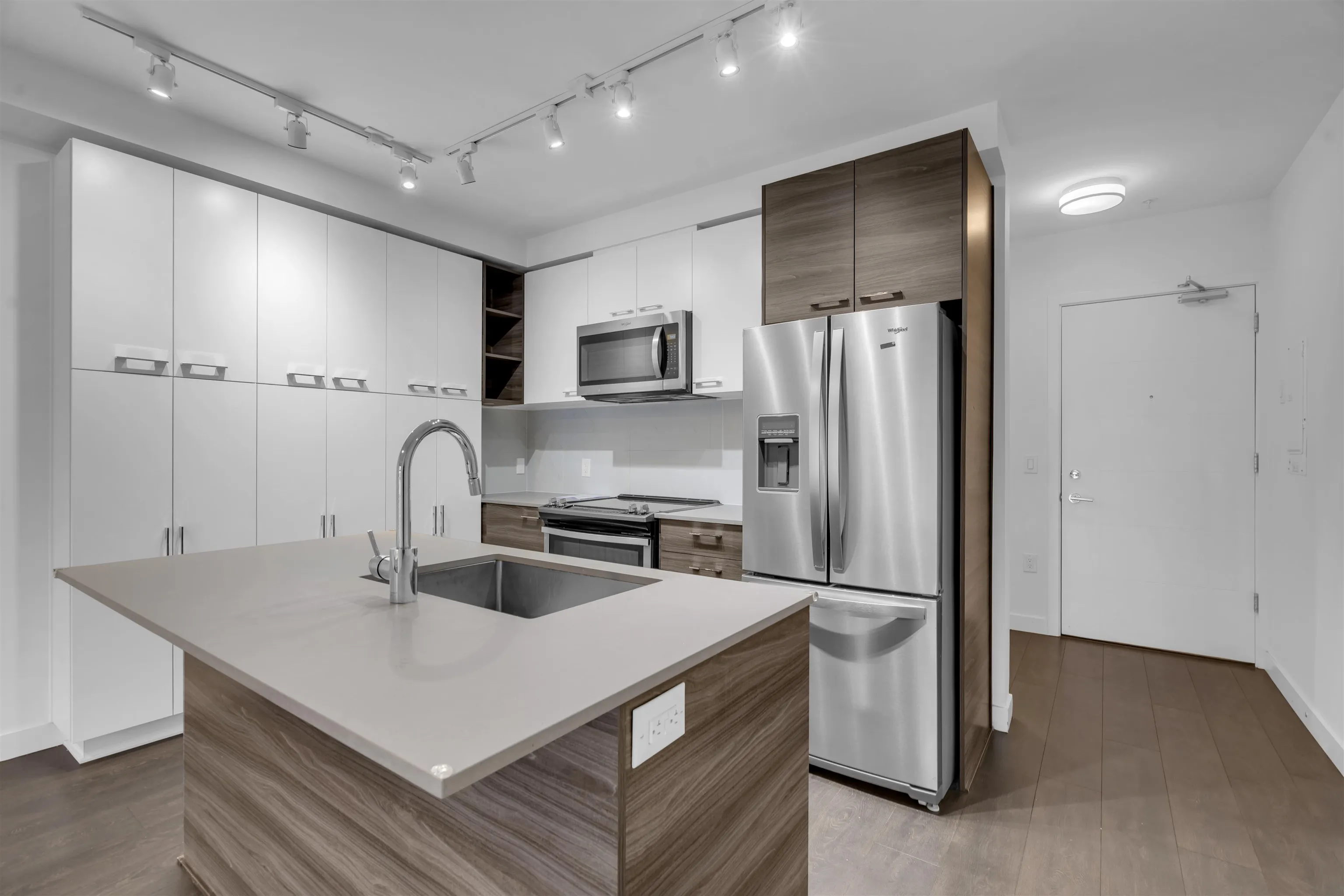 13963 105 Boulevard #304