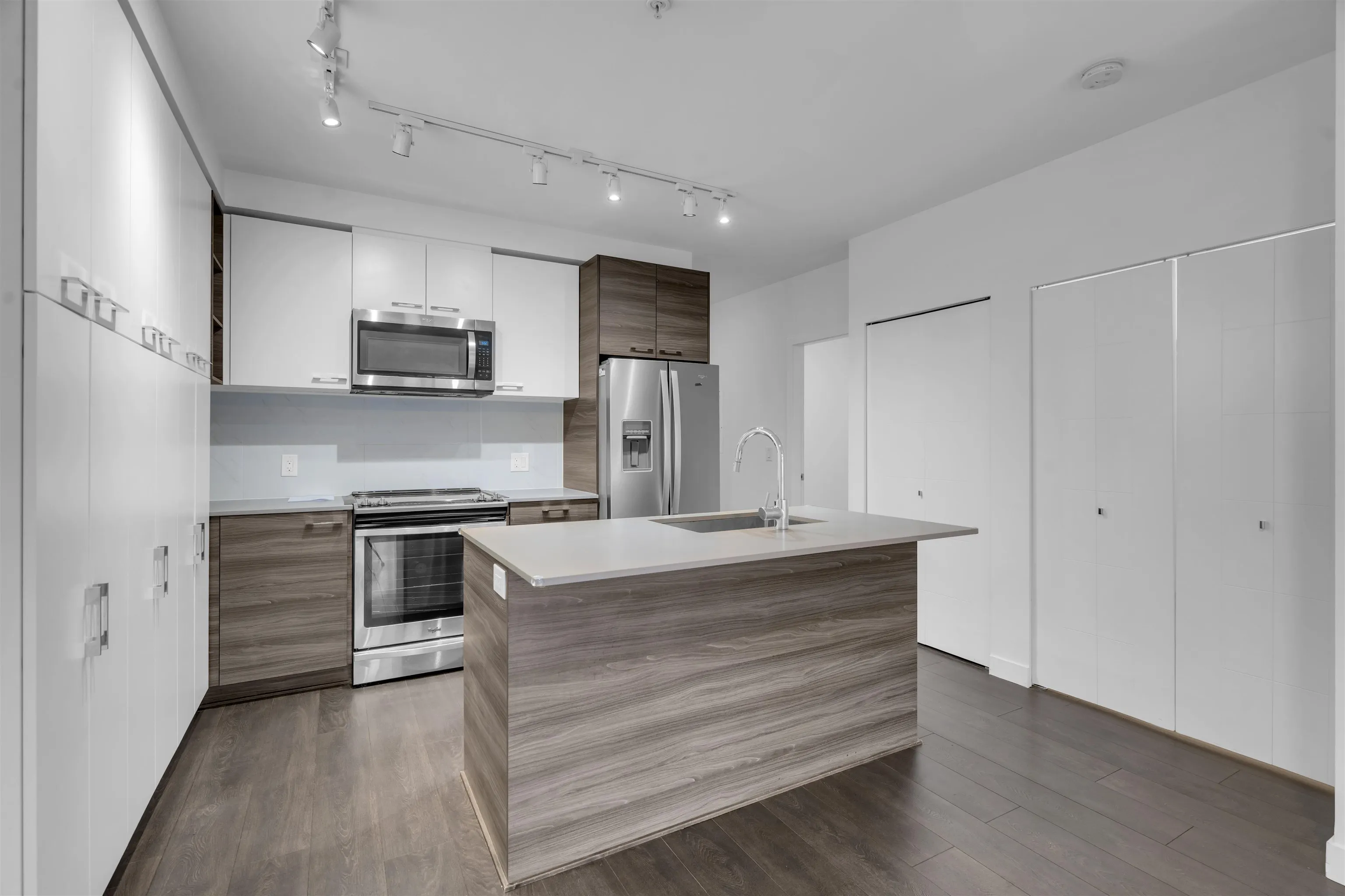 13963 105 Boulevard #304