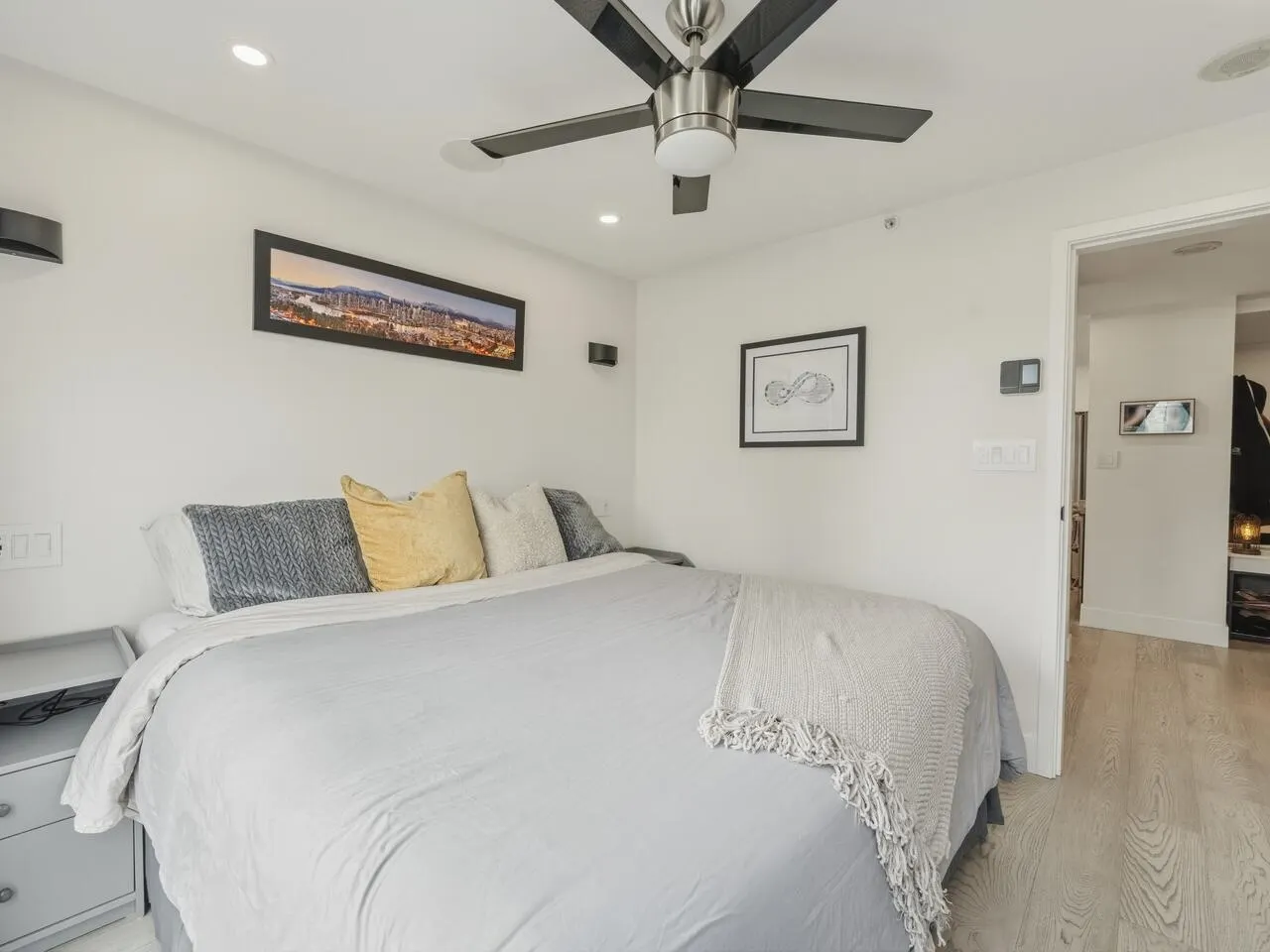 1495 Richards Street #3106