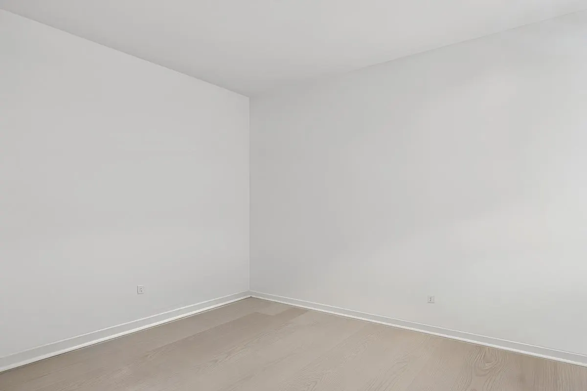 2843 W 49th Ave