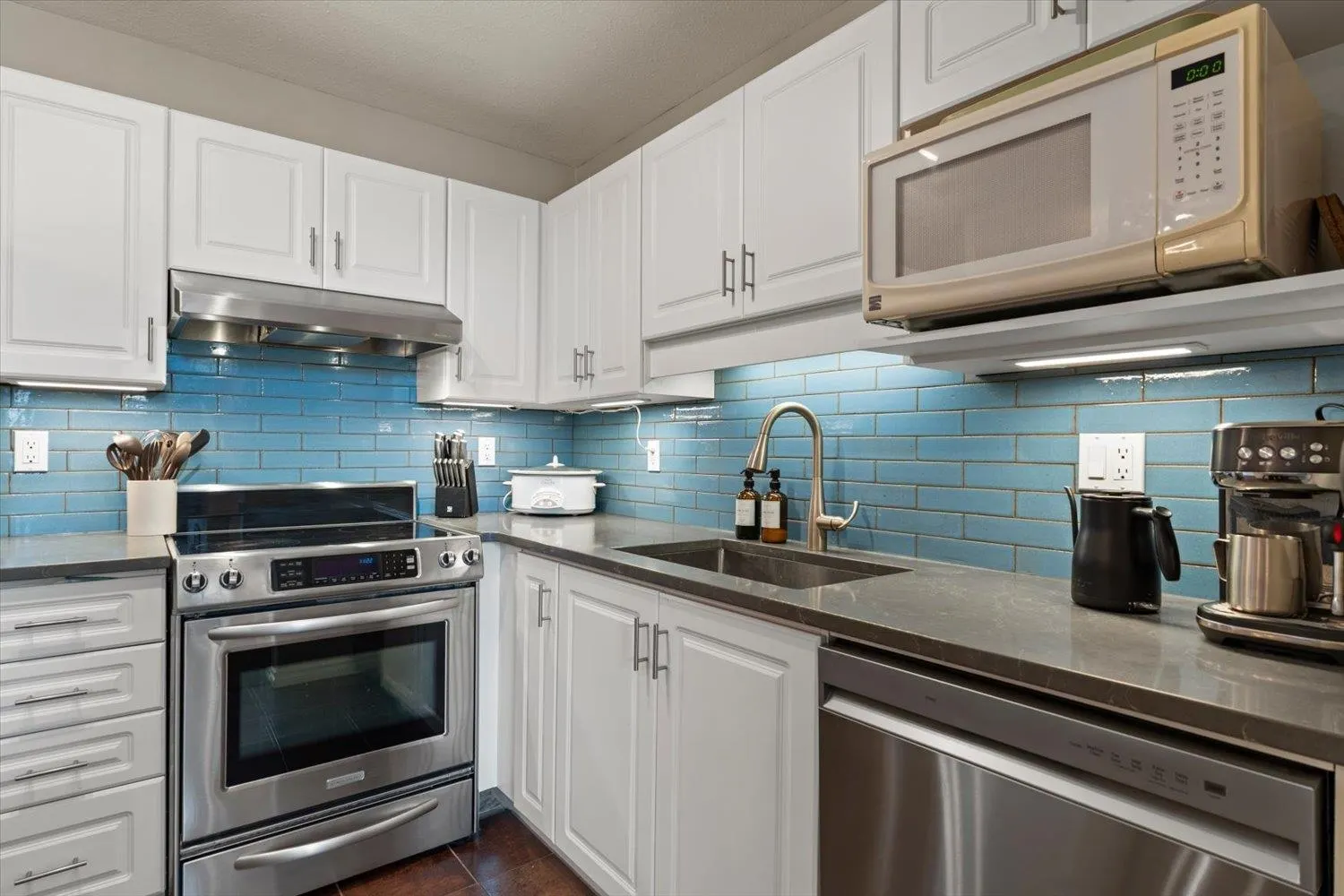 33478 Roberts Avenue #417