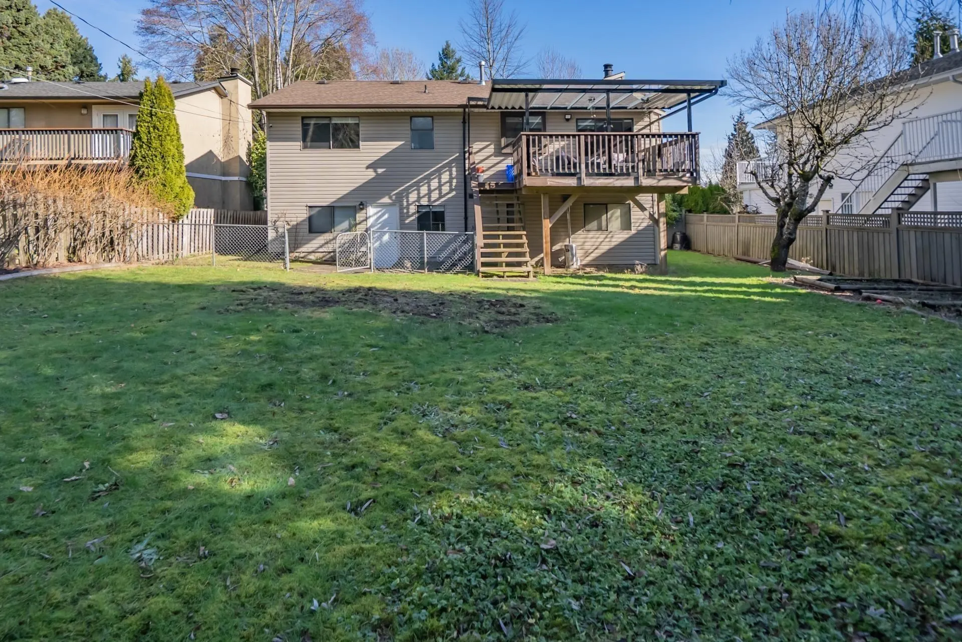1981 158a Street
