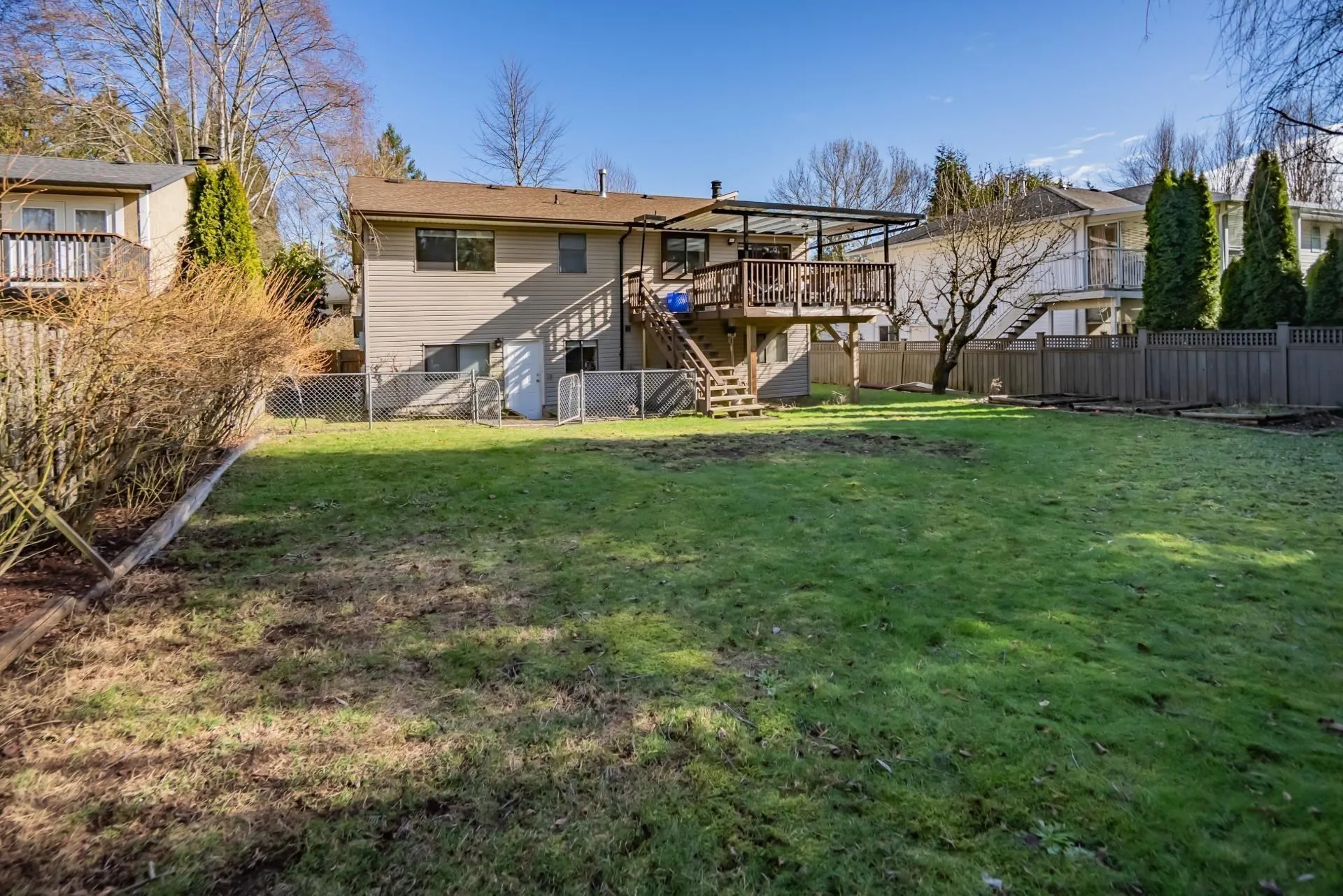 1981 158a Street