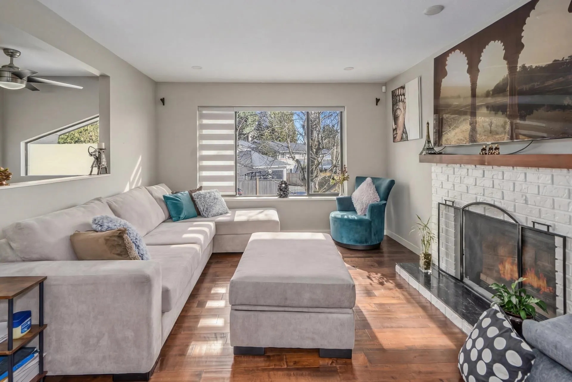 1981 158a Street