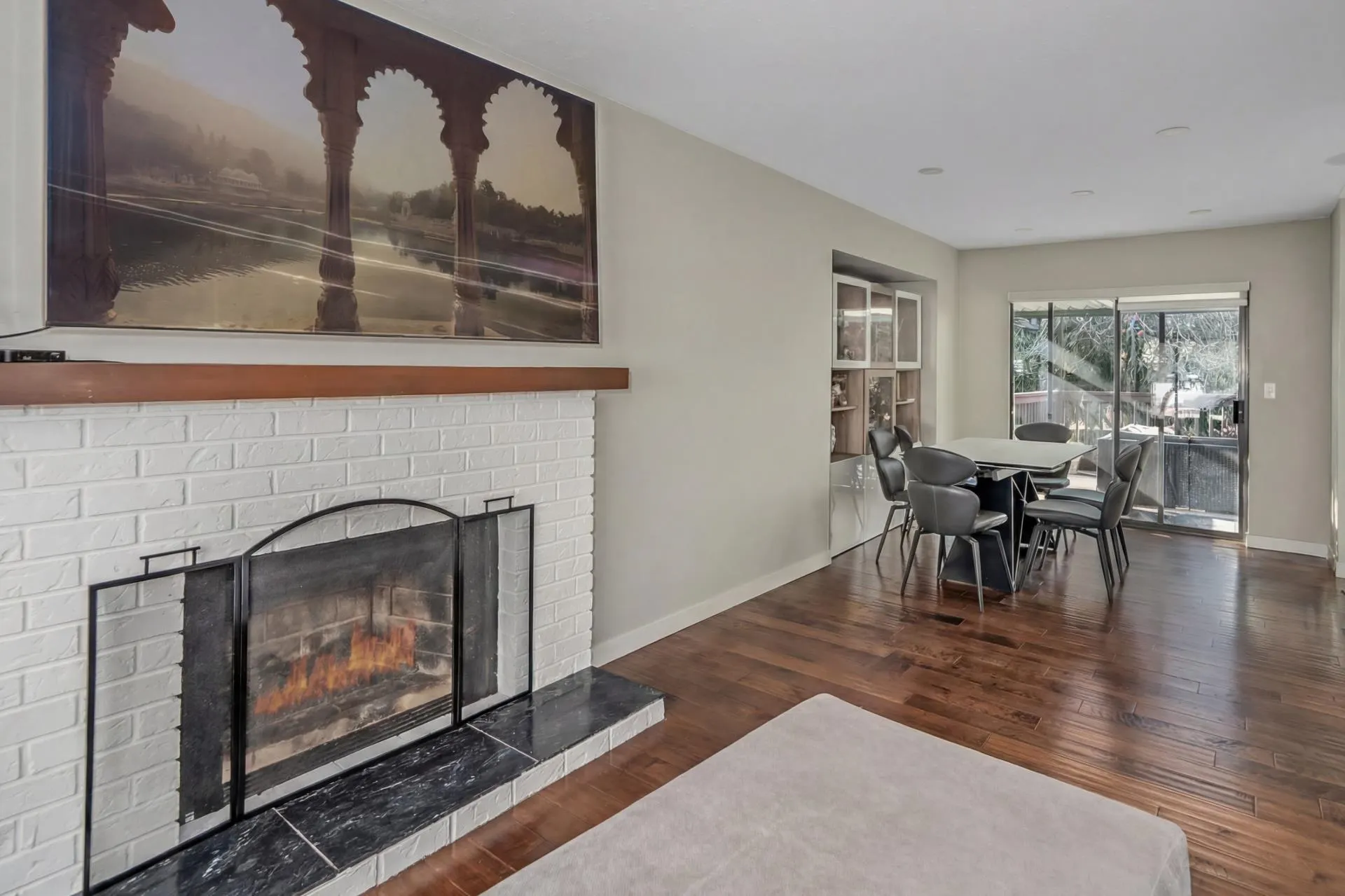 1981 158a Street