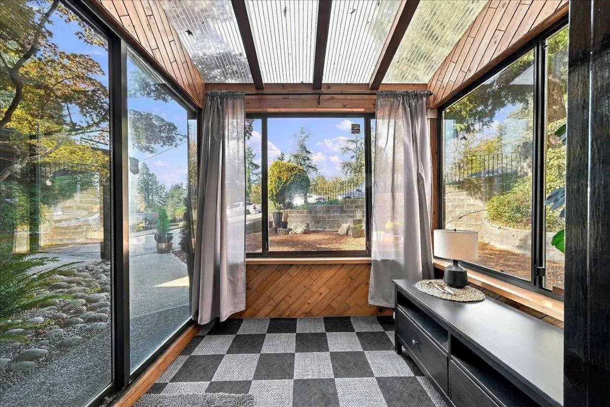 2363 Windridge Drive