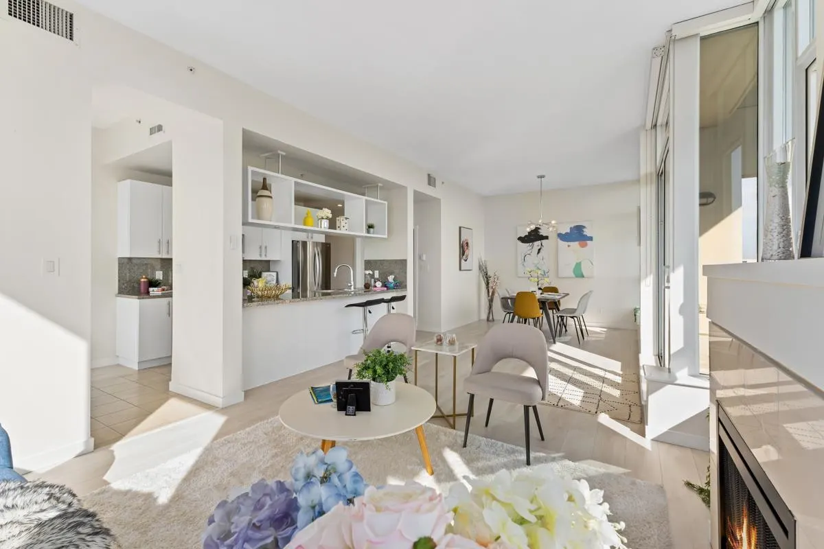5088 Kwantlen Street #1905