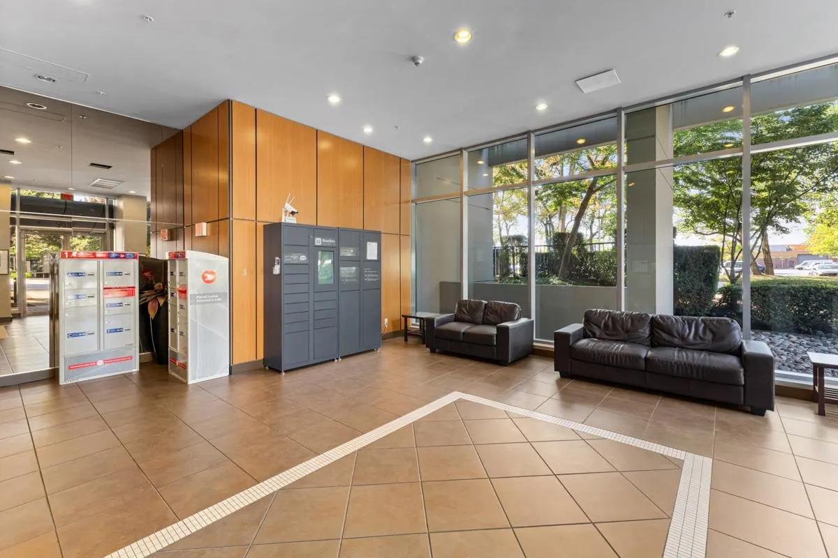5088 Kwantlen Street #1905