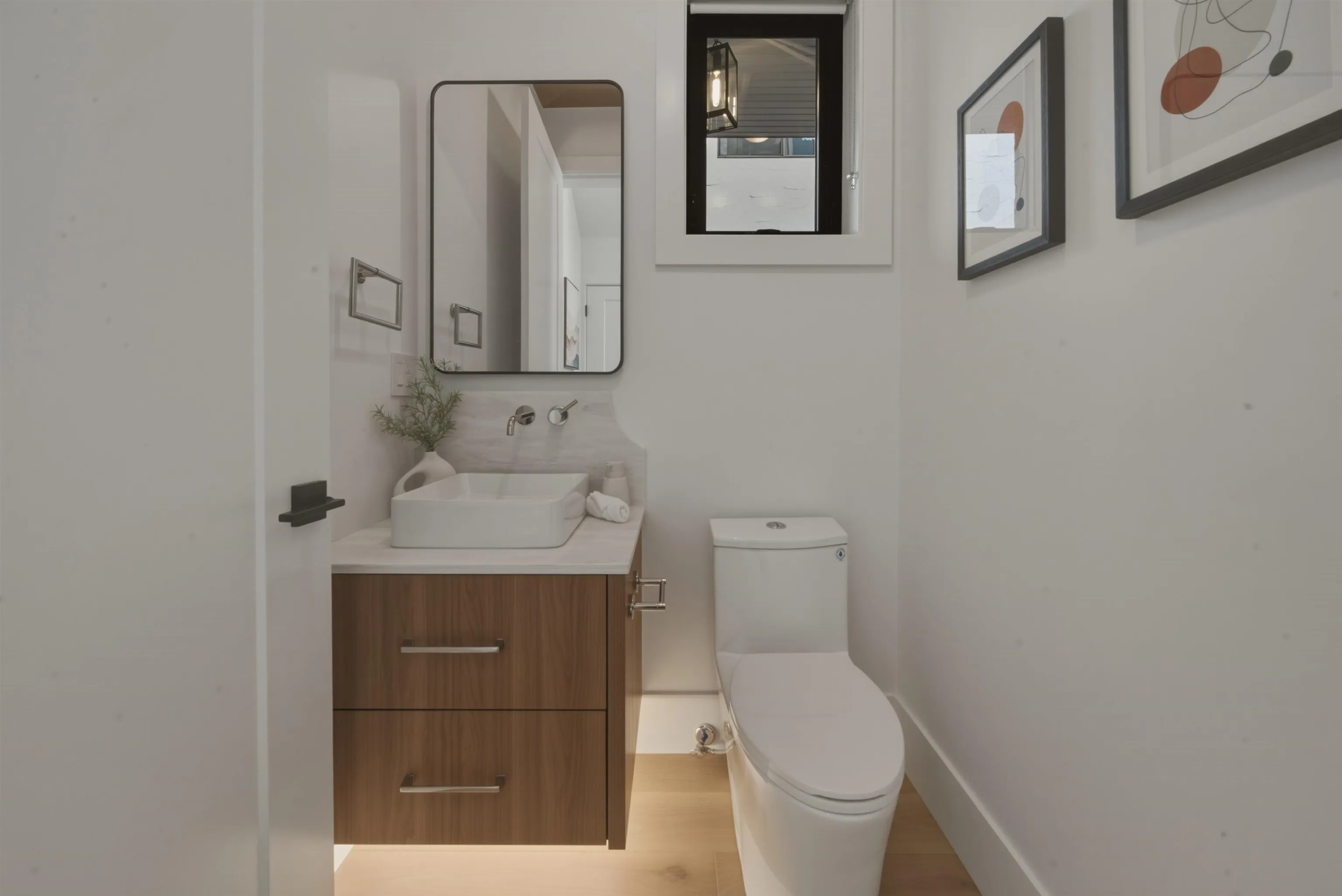 266 E 38 Avenue #2