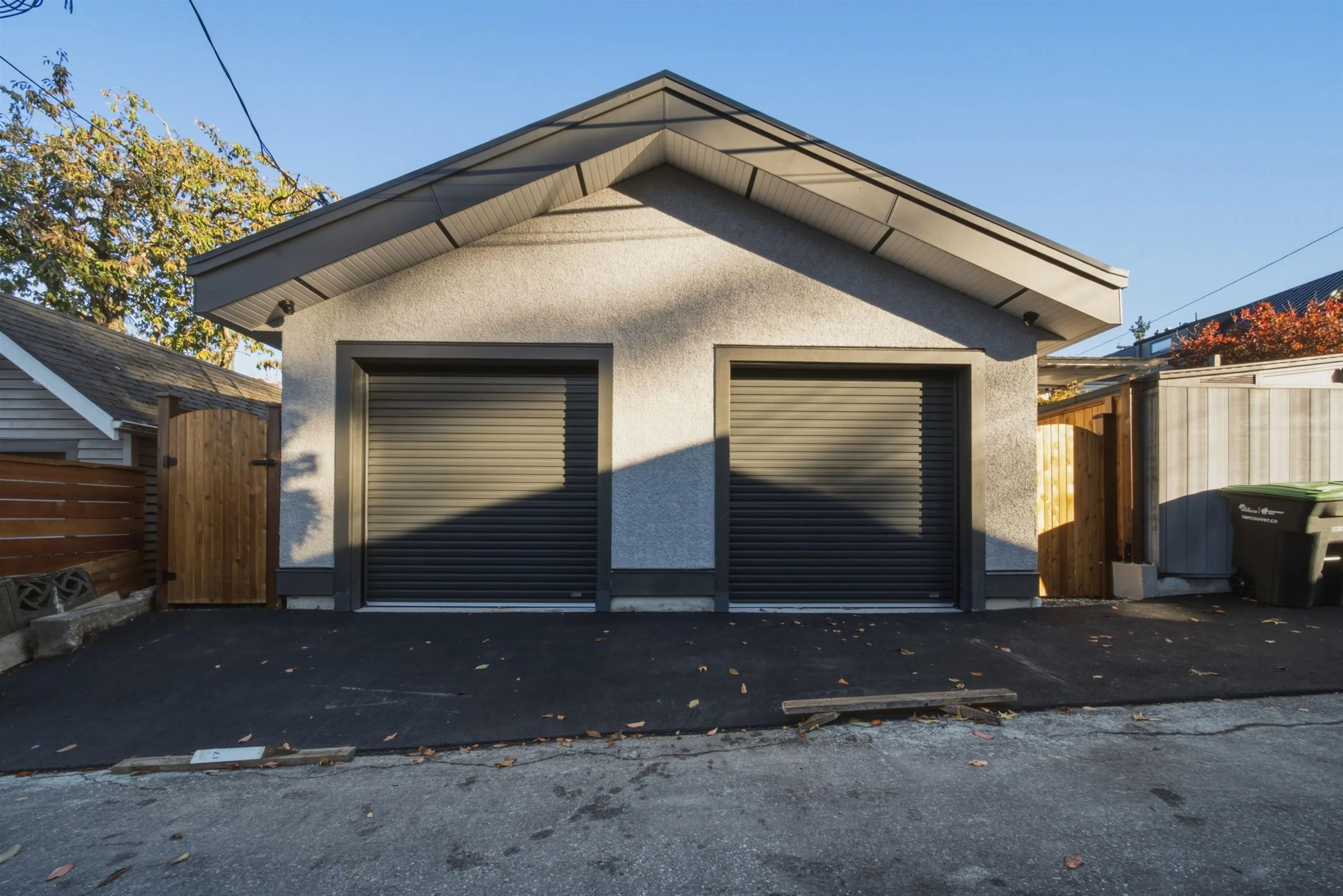 266 E 38 Avenue #2