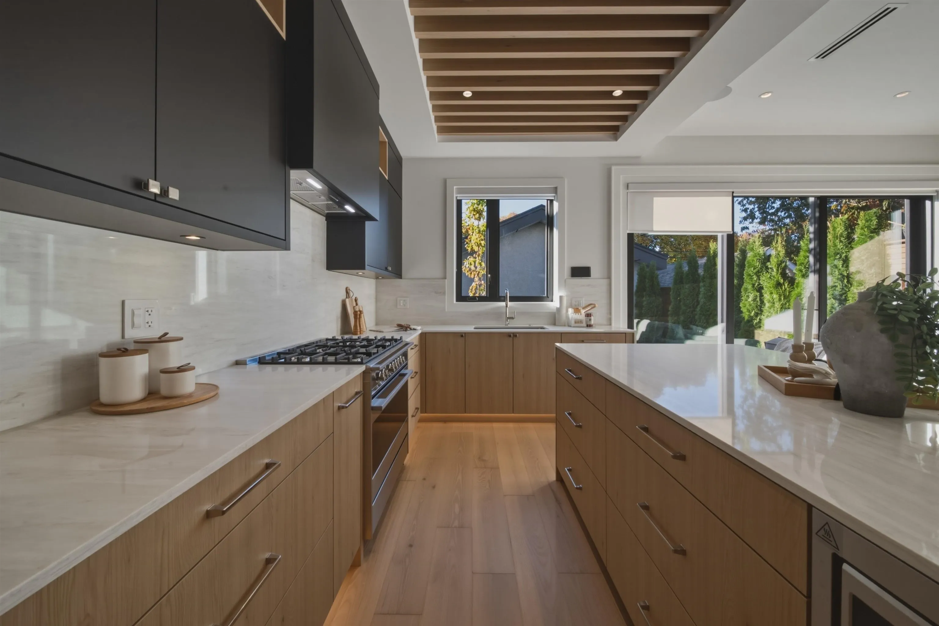 266 E 38 Avenue #2