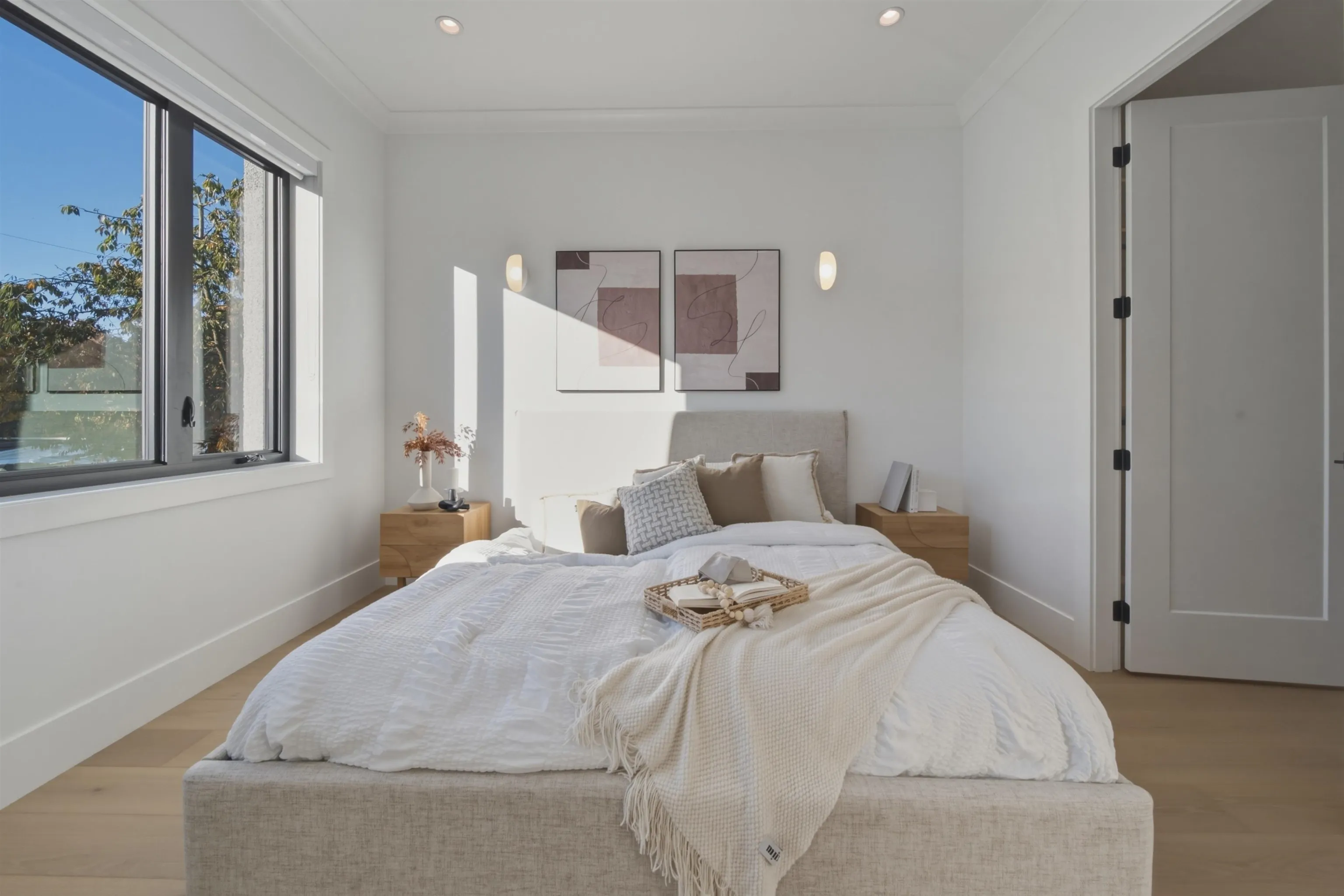266 E 38 Avenue #2