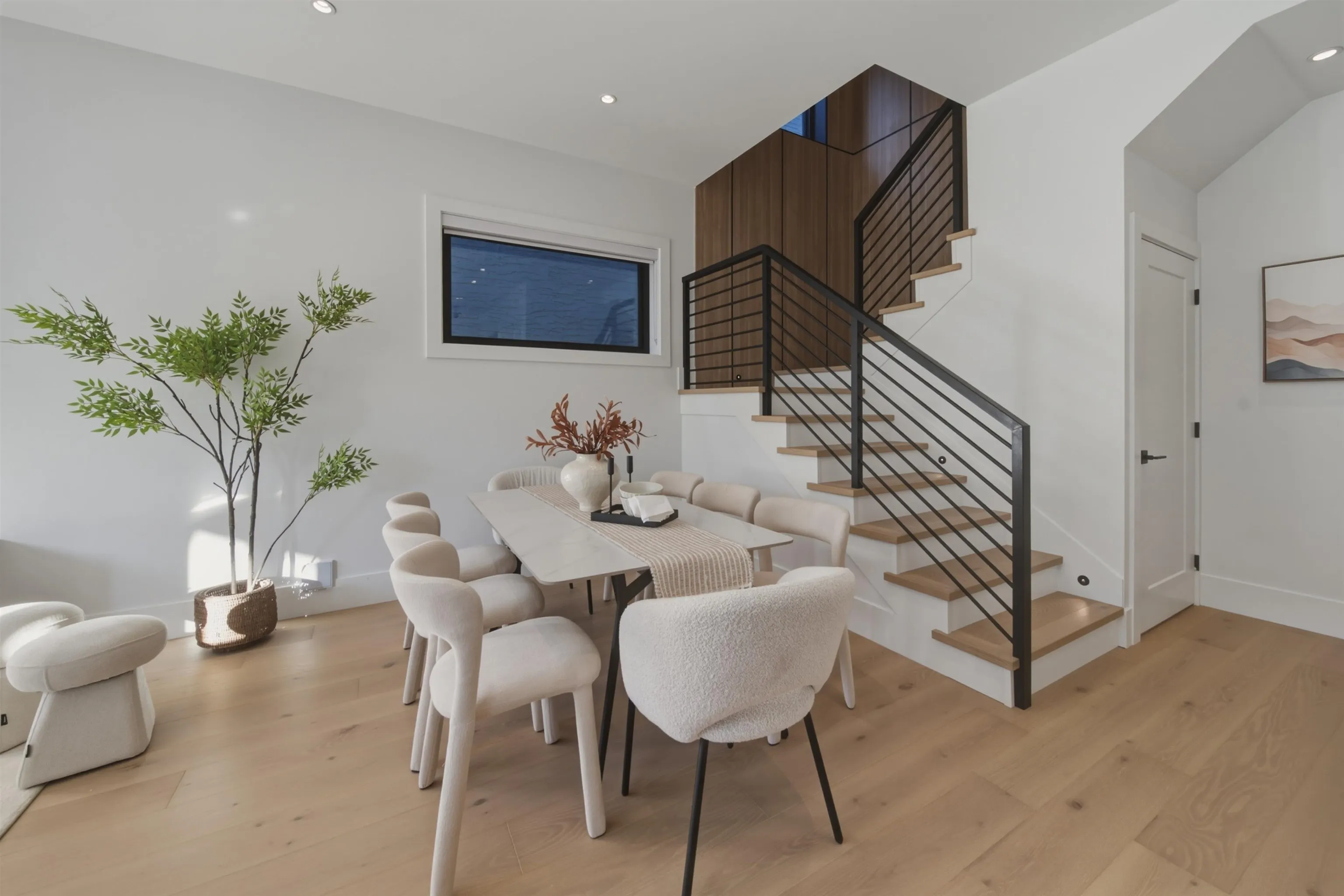 266 E 38 Avenue #2