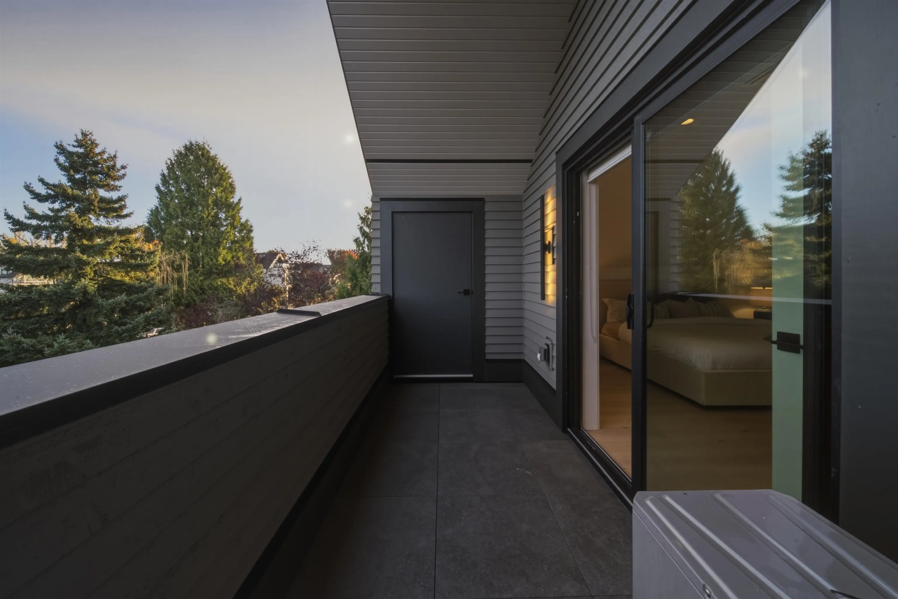 266 E 38 Avenue #1