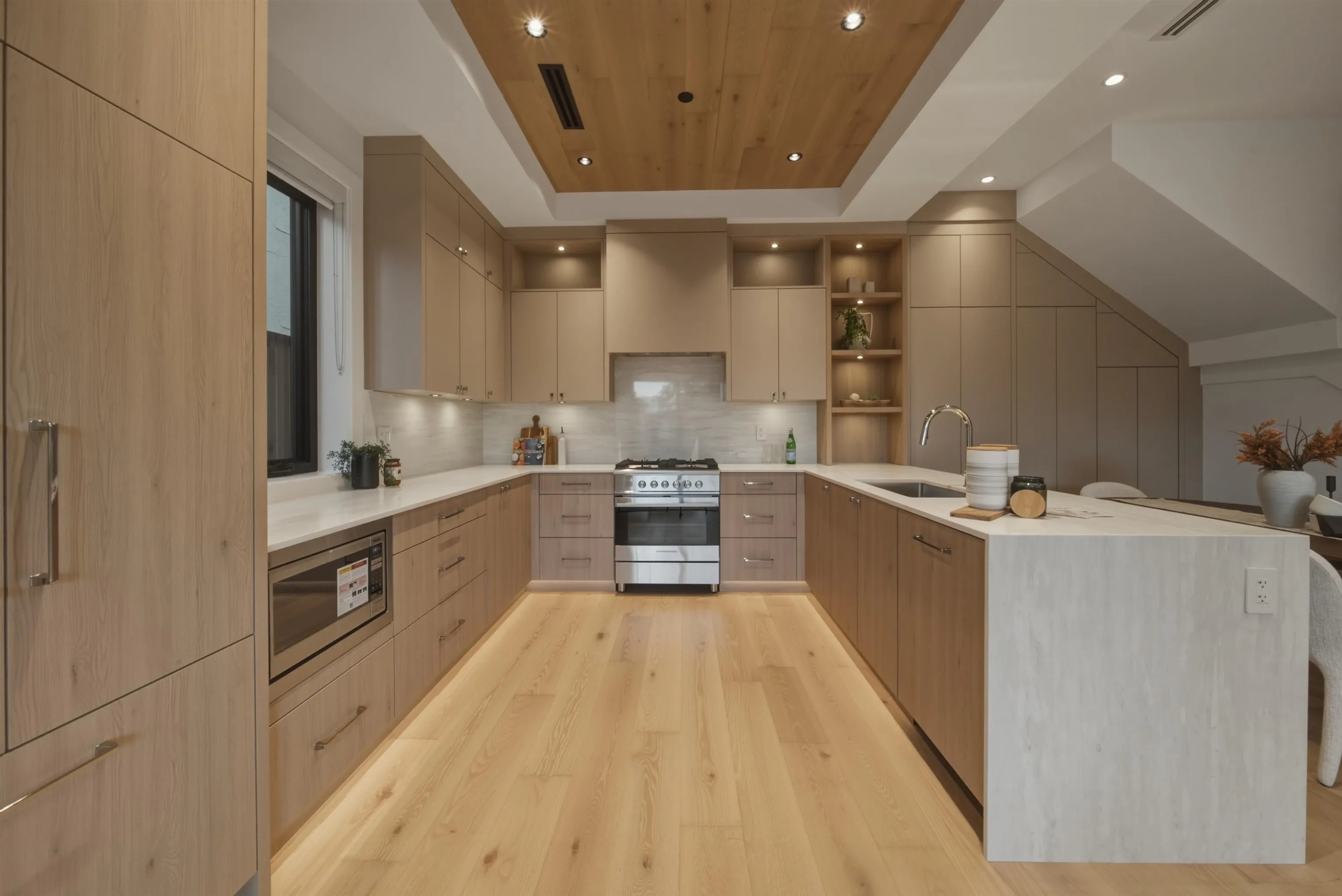 266 E 38 Avenue #1