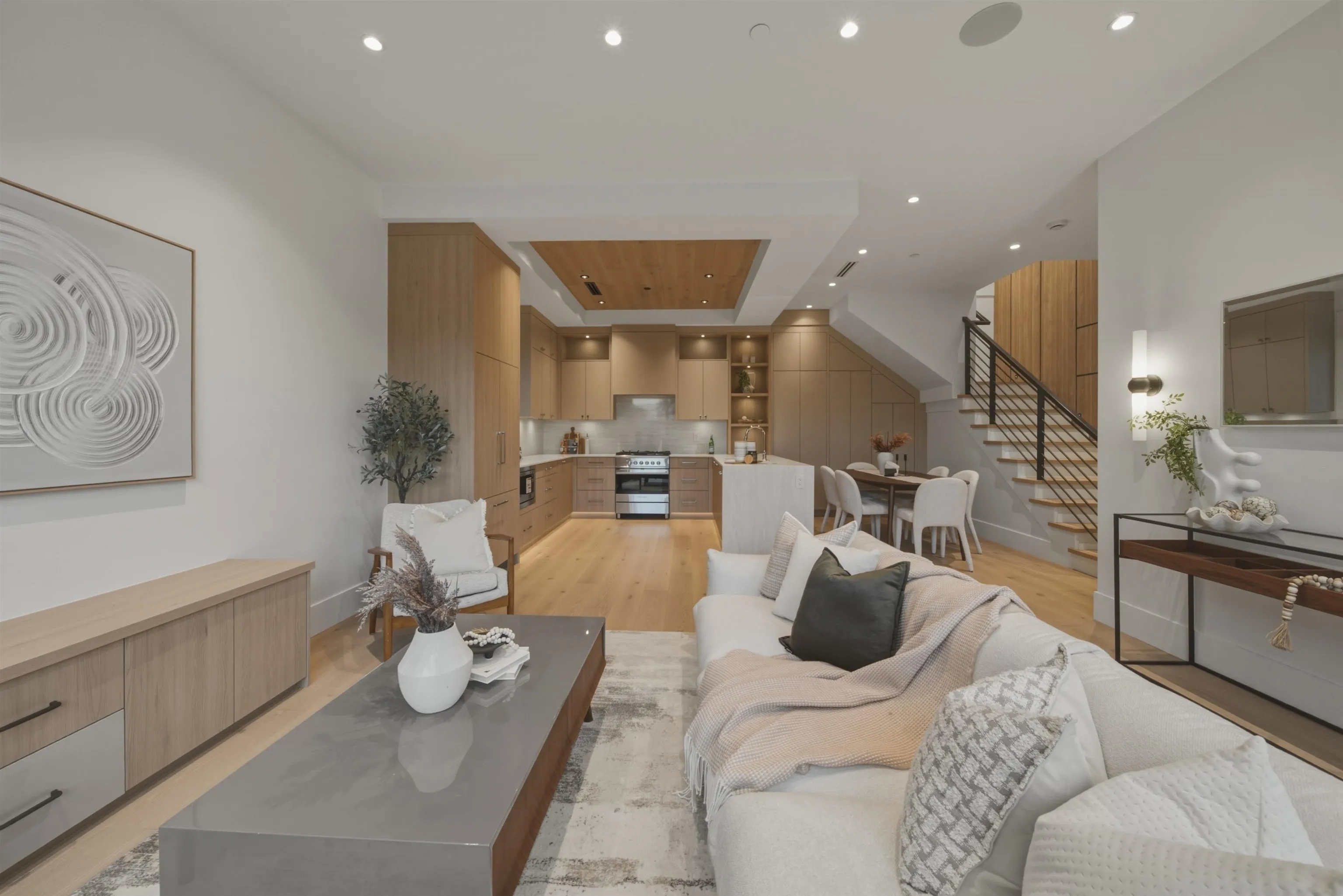 266 E 38 Avenue #1