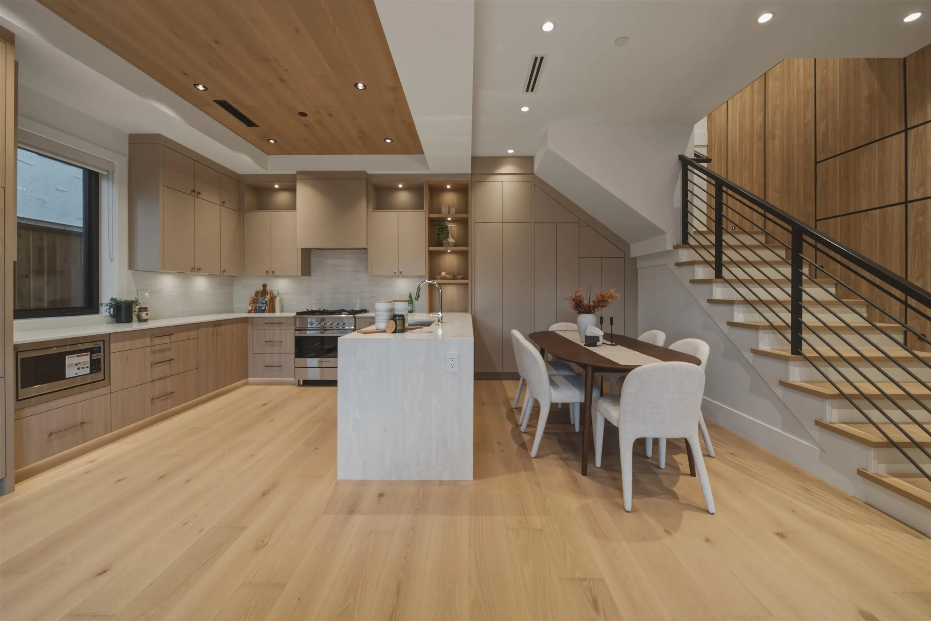 266 E 38 Avenue #1