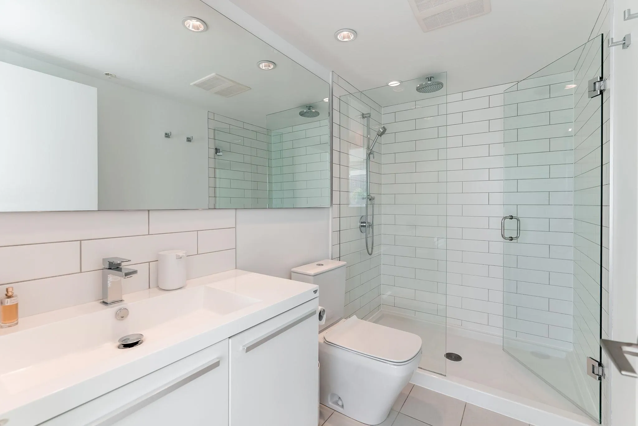 1647 E Pender Street #309