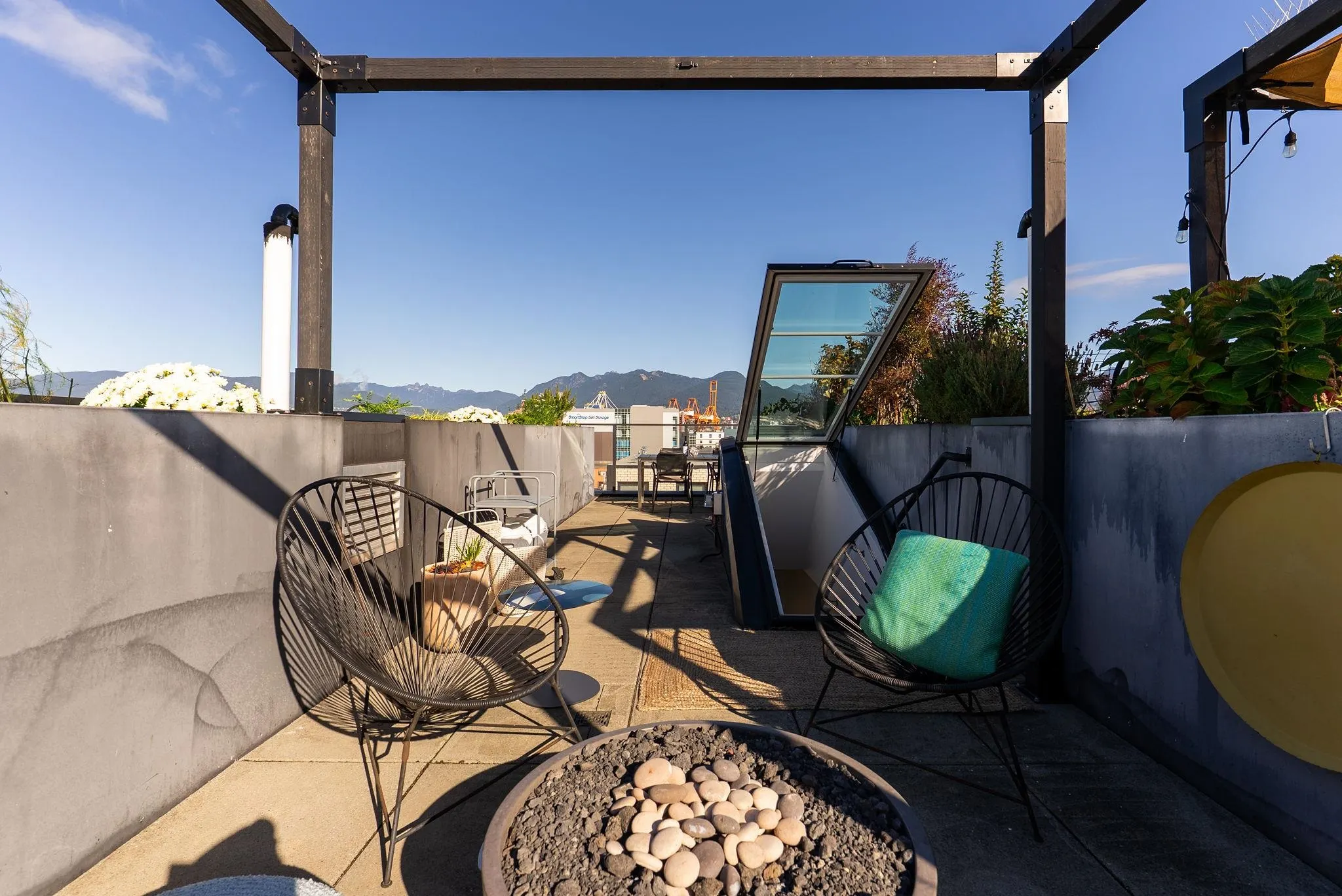 1647 E Pender Street #309