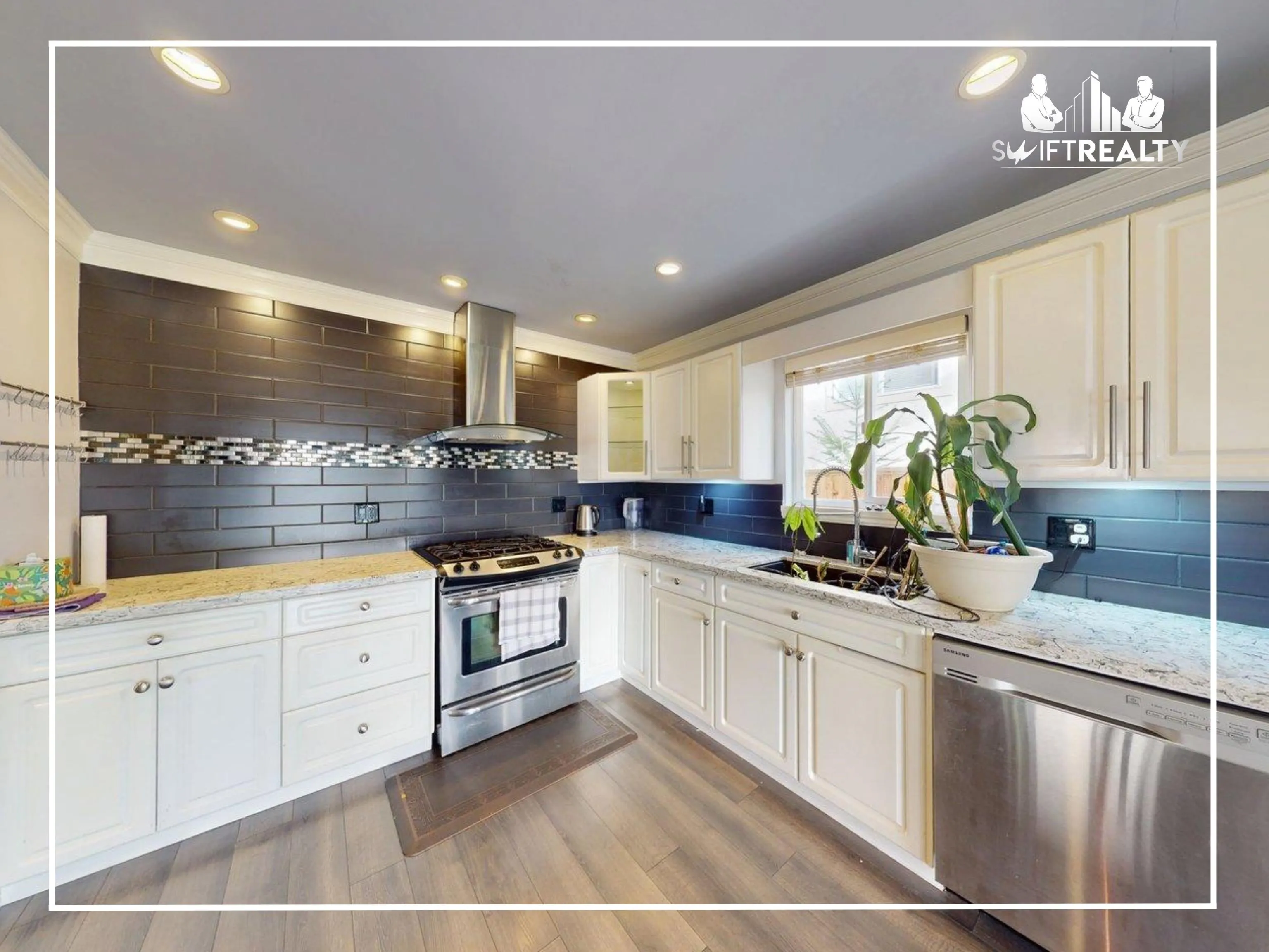 325 W 24th Street
