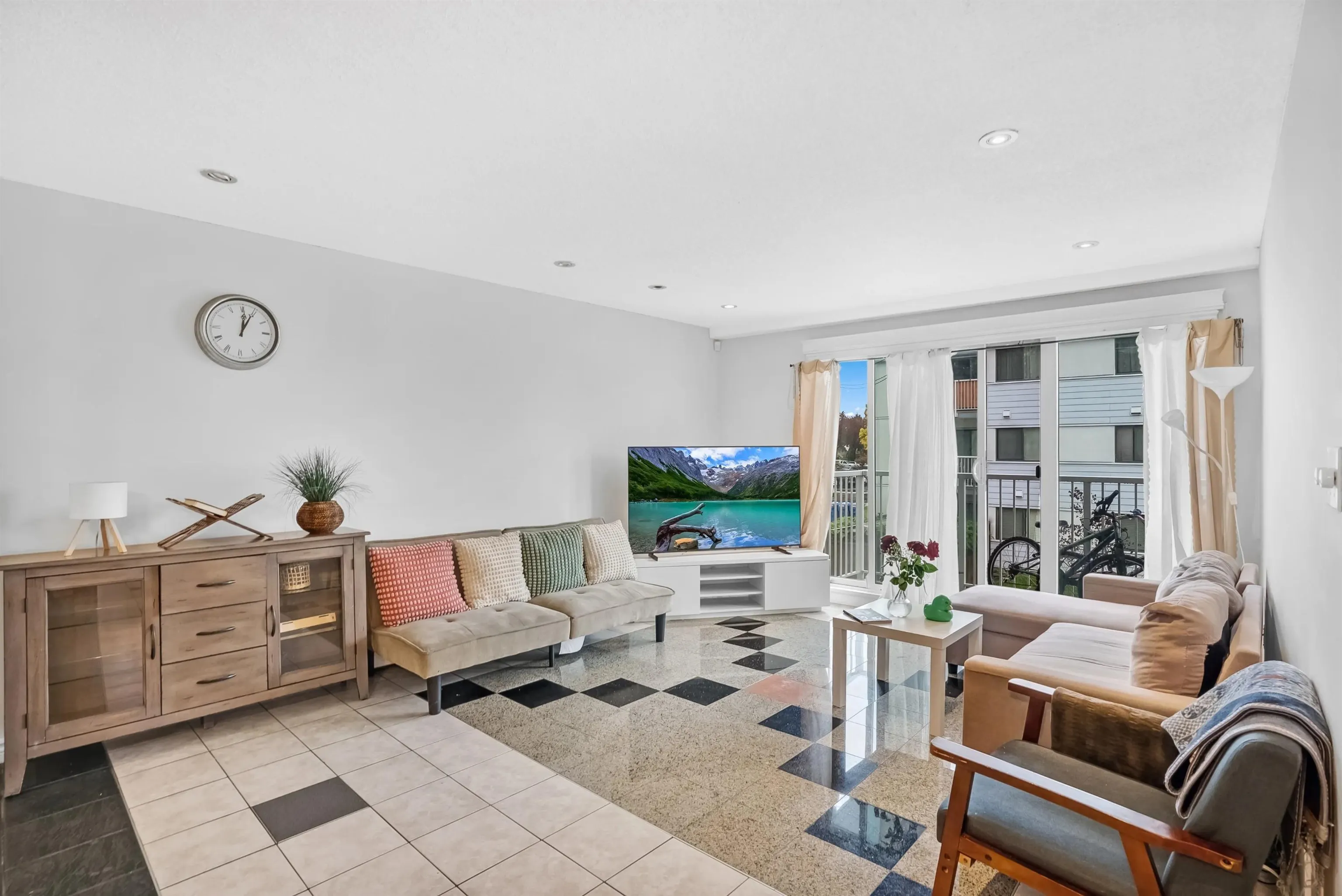 7220 Lindsay Road #205