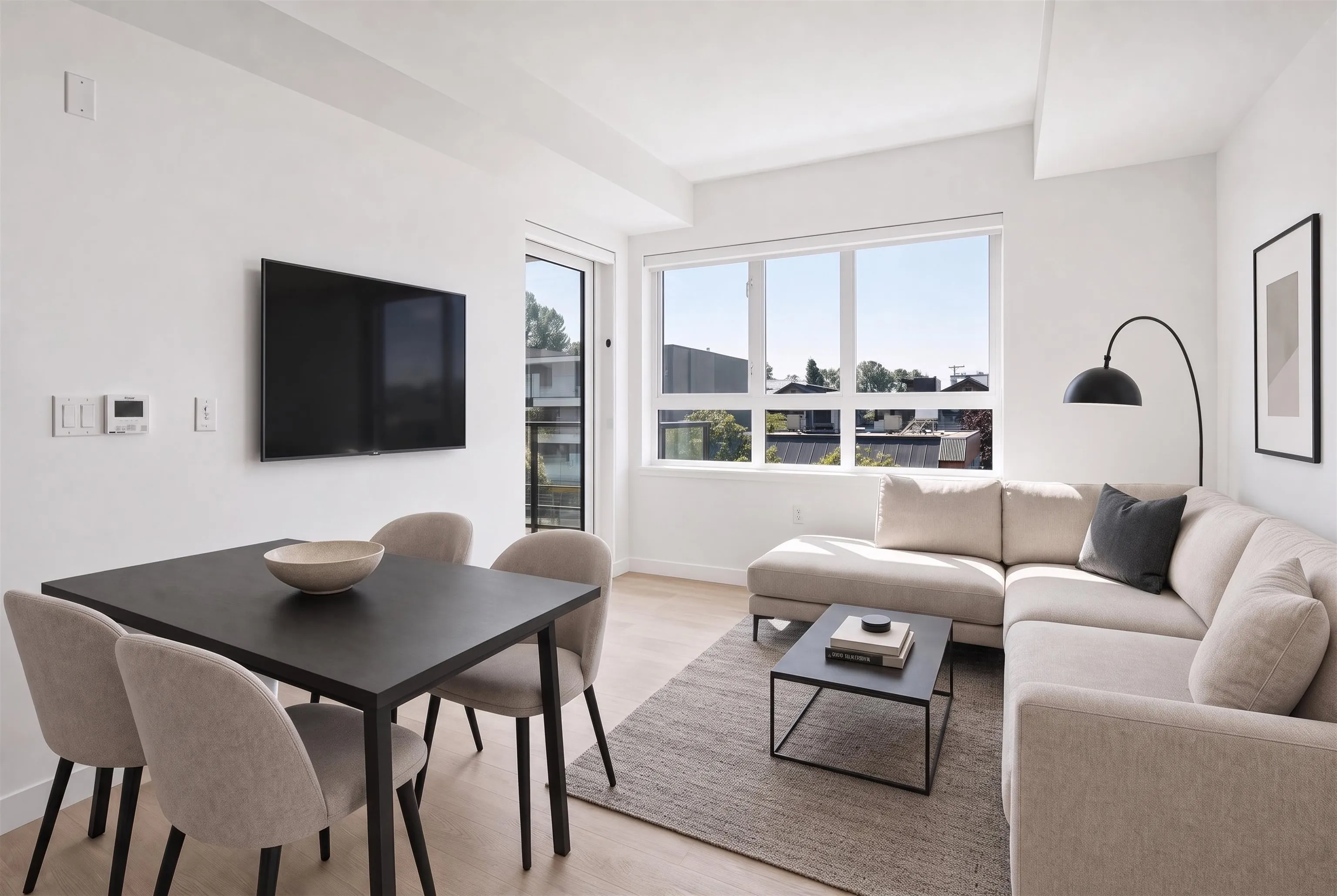 1616 Lloyd Avenue #304