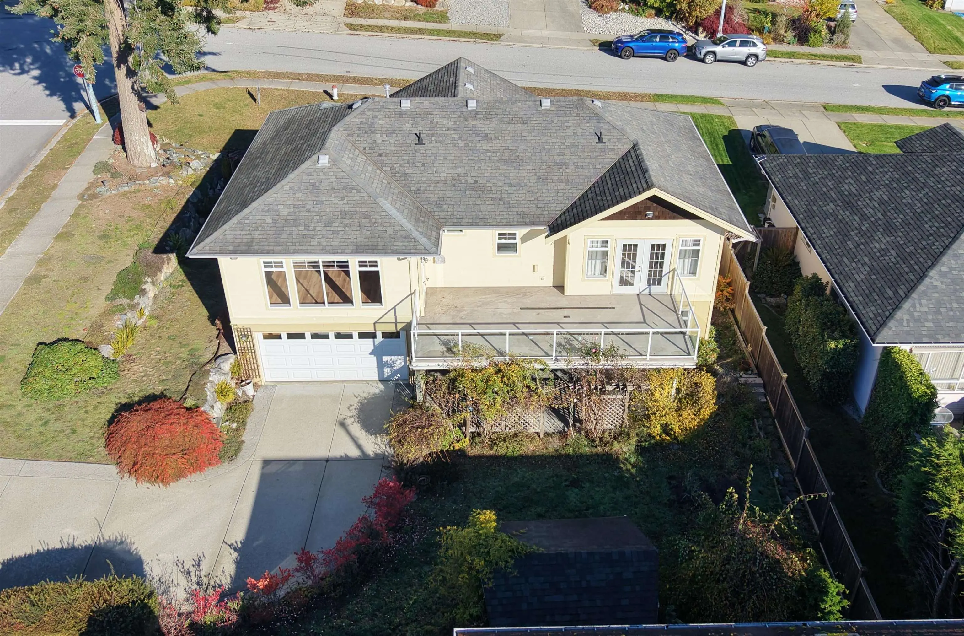 817 Aurora Way