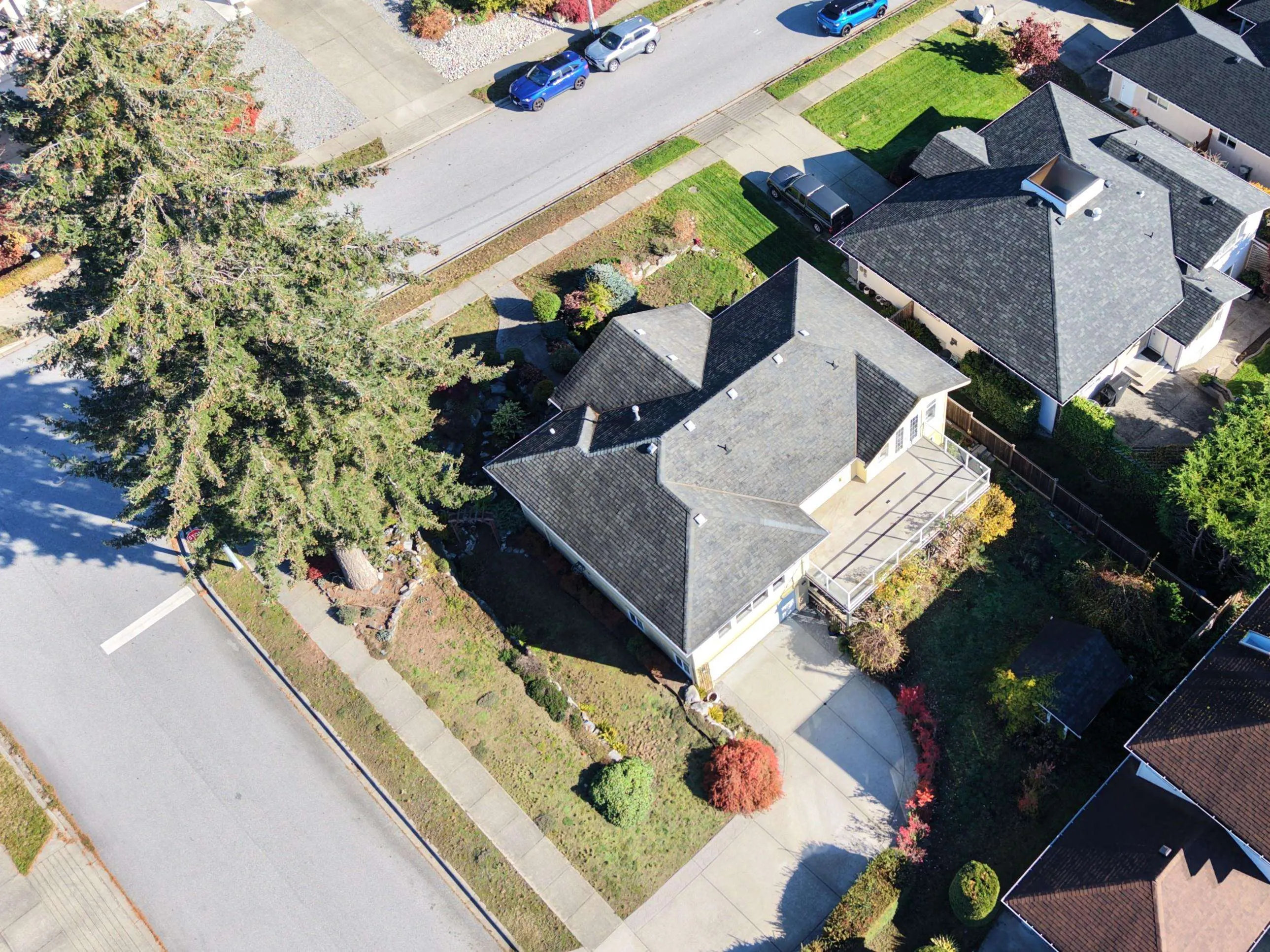 817 Aurora Way