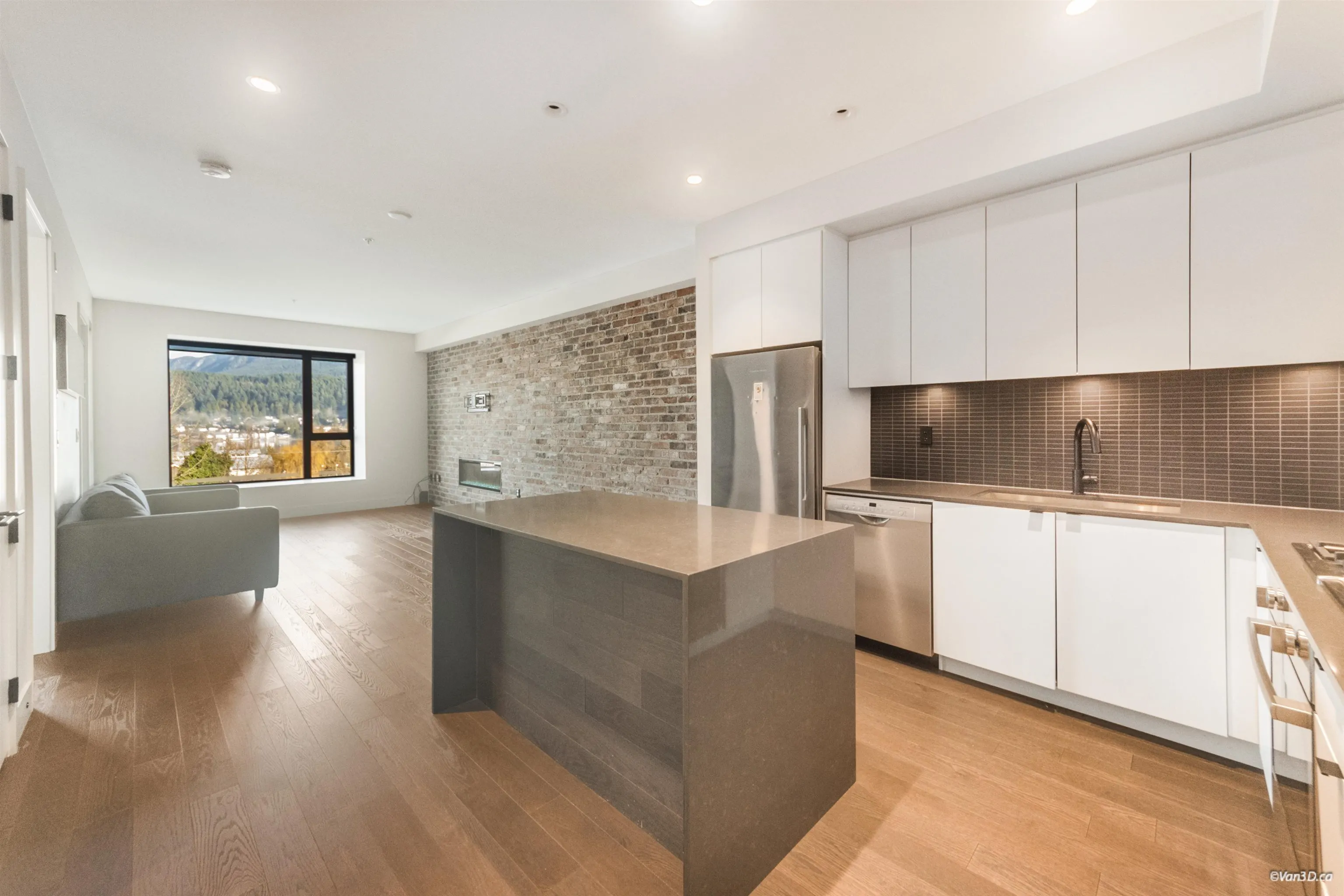 83 Moody Street #406