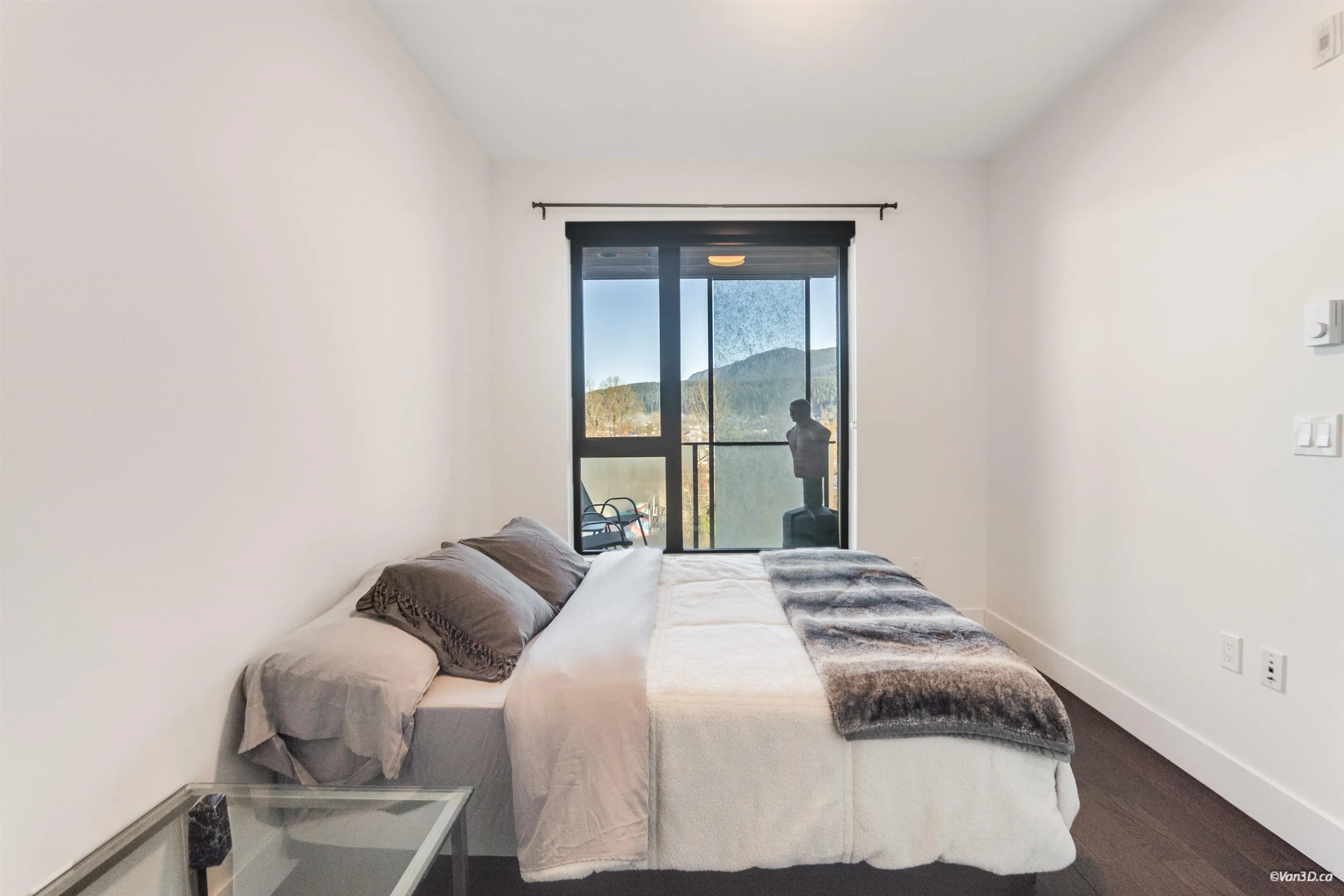 83 Moody Street #406